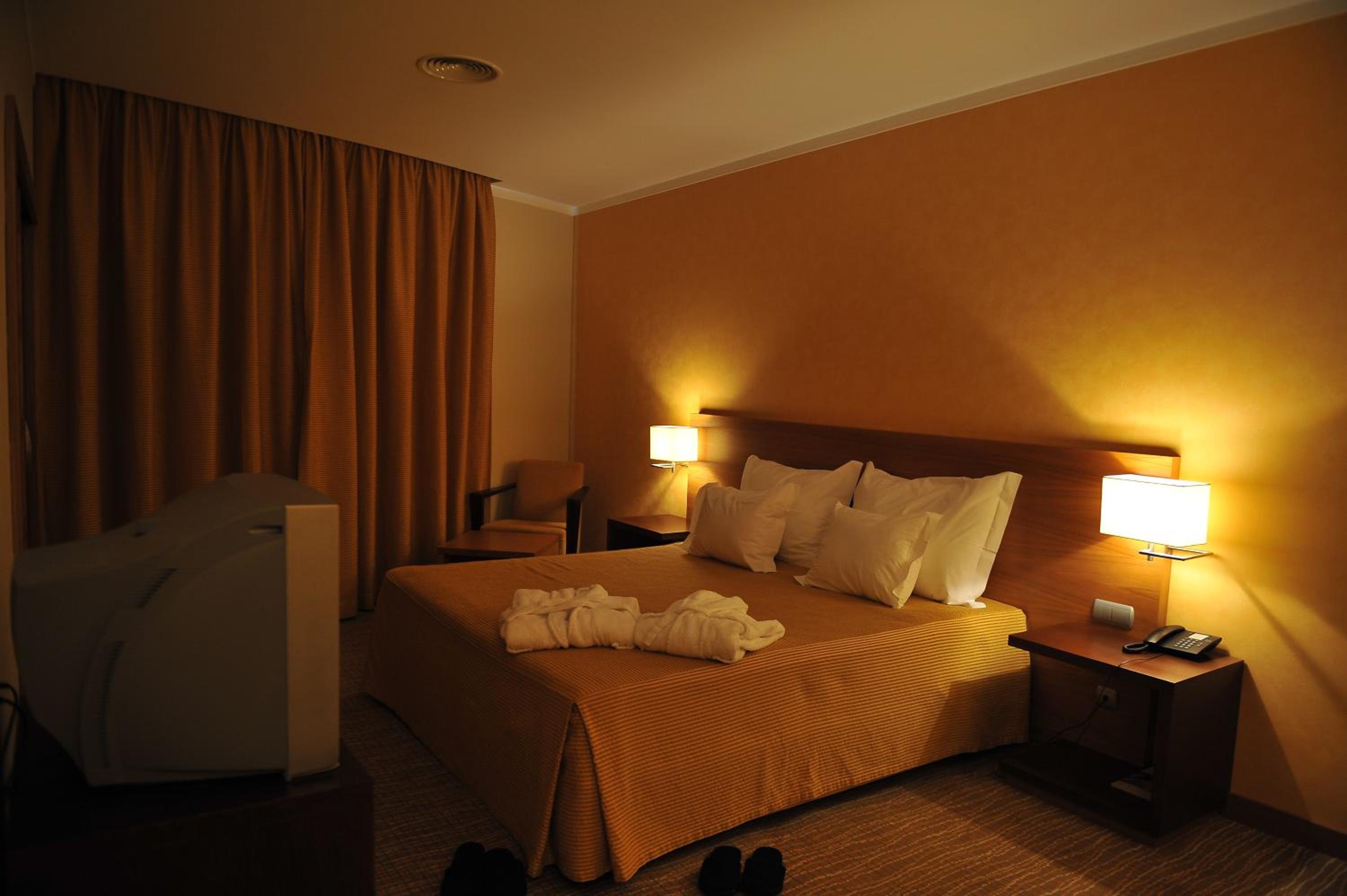 Junior Suite (2 Adults)