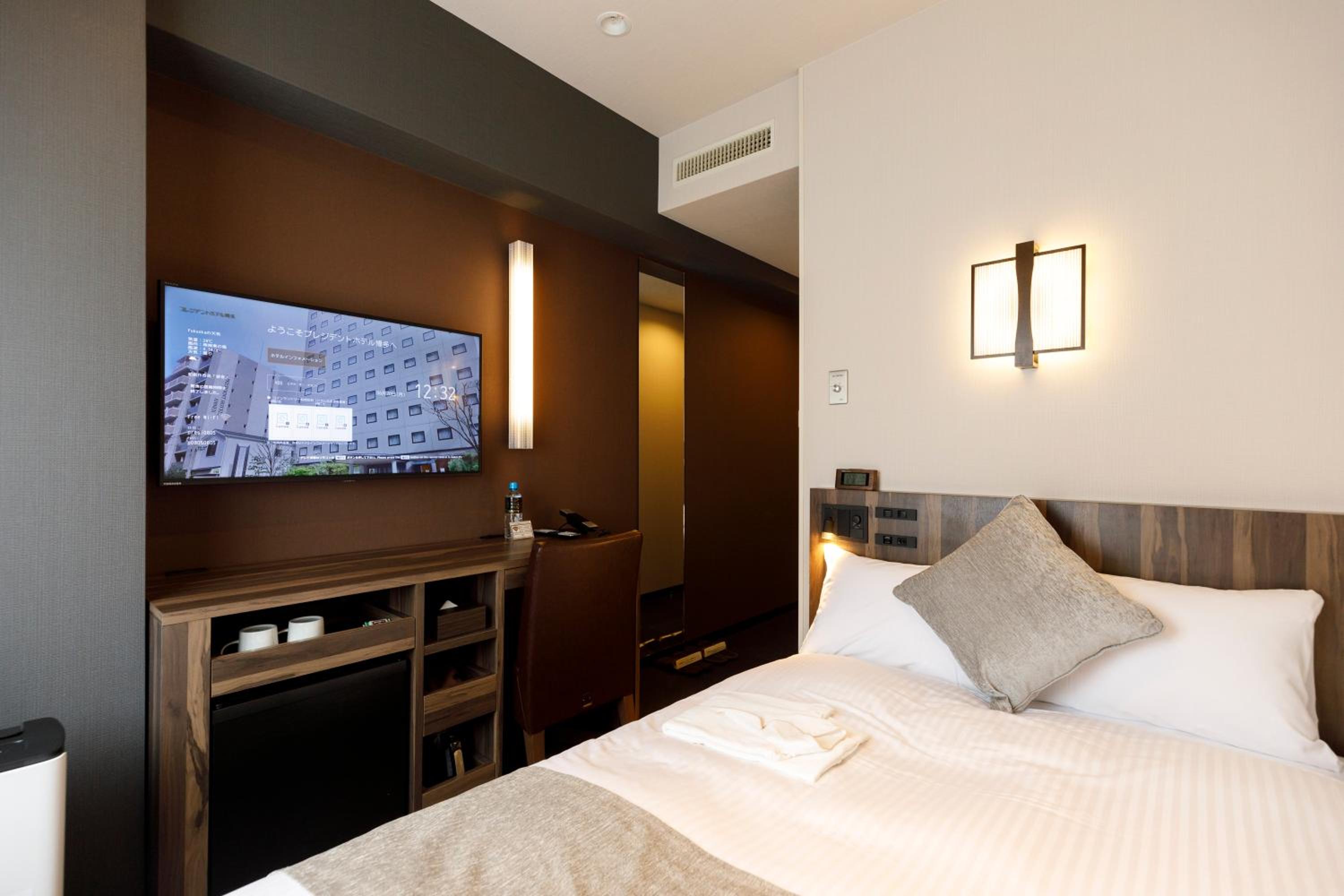 Single Room - Non-Smoking - Photo 1