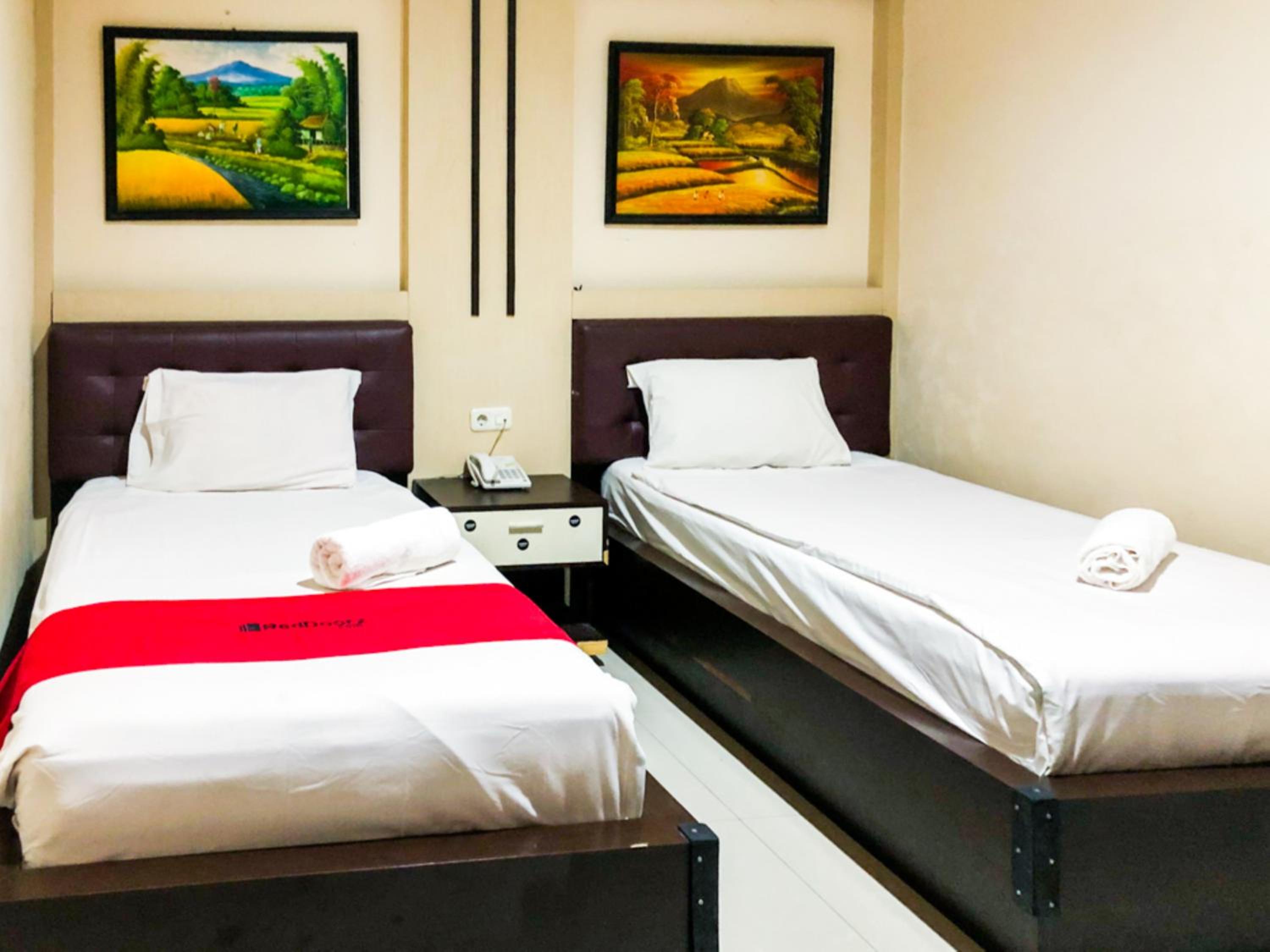 Deluxe Twin Room - Photo 6