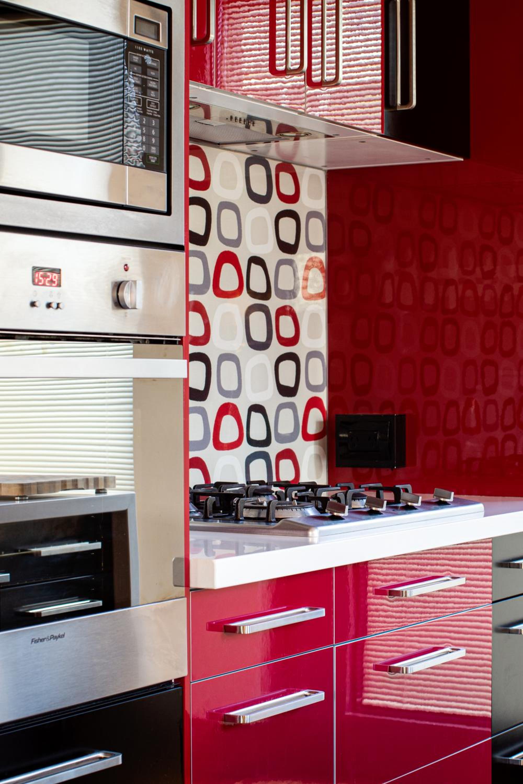 Three-Bedroom Apartment - Photo 14