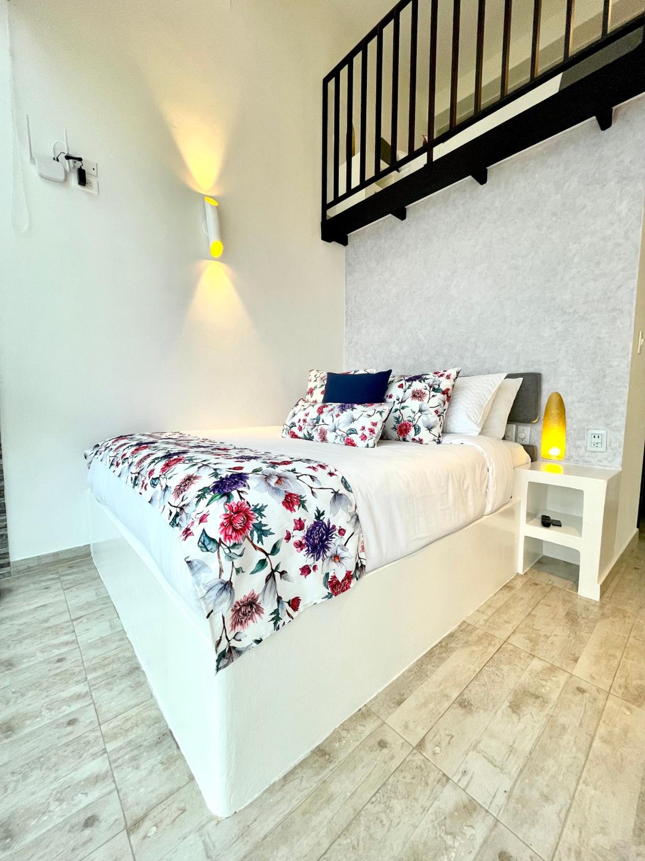 Deluxe Family Suite photo 1
