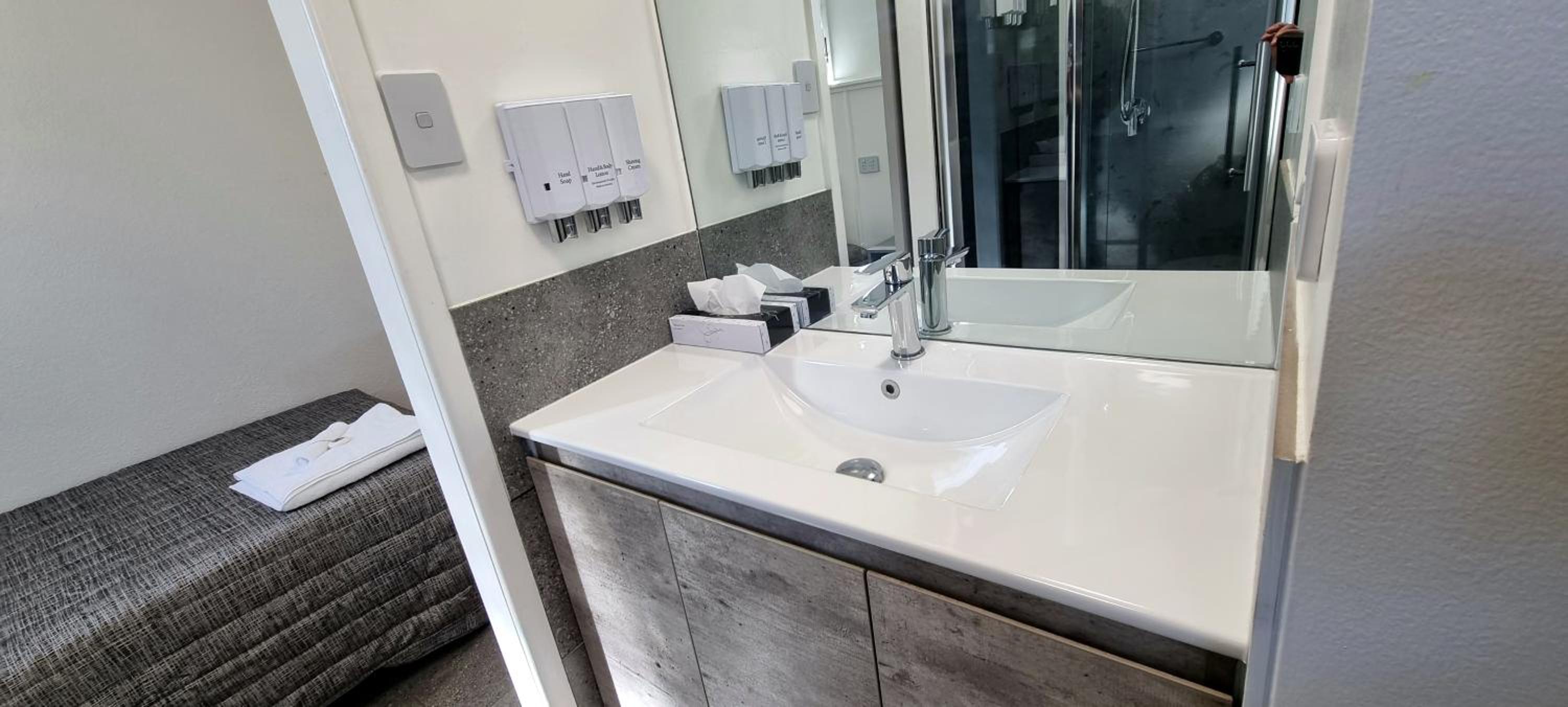 Family Room with Private Bathroom photo 2