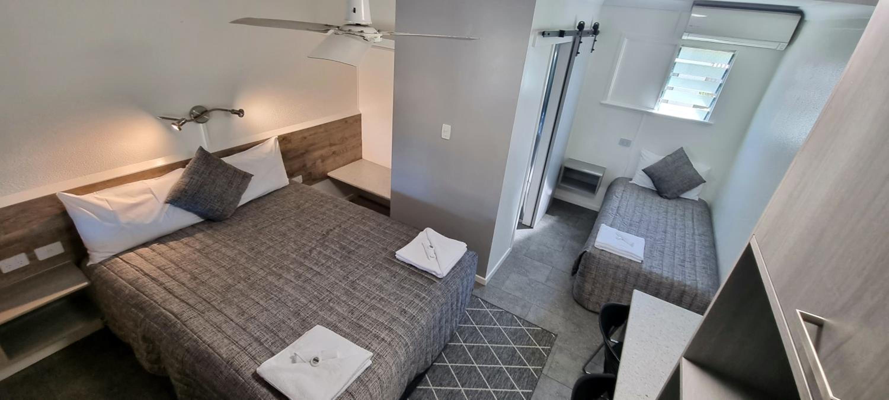 Double or Twin Room photo 3