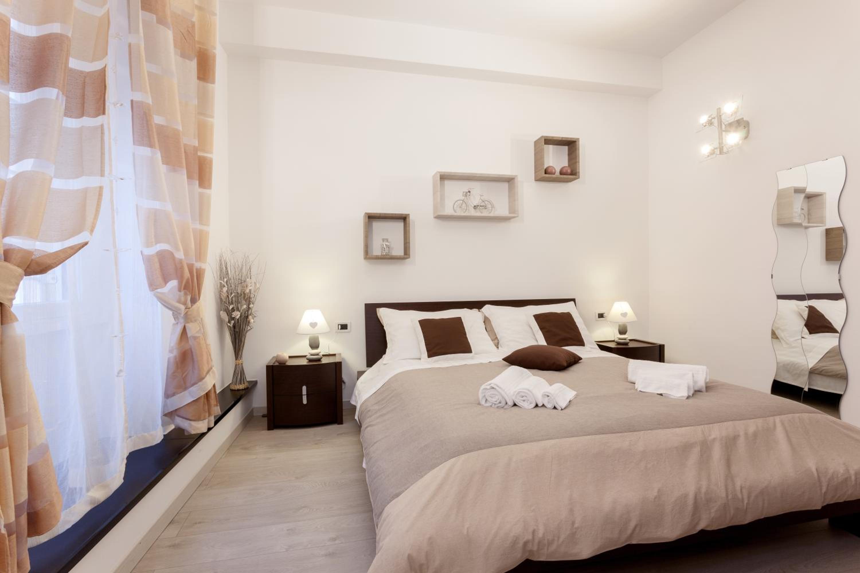 Double Room with Private Bathroom photo 2