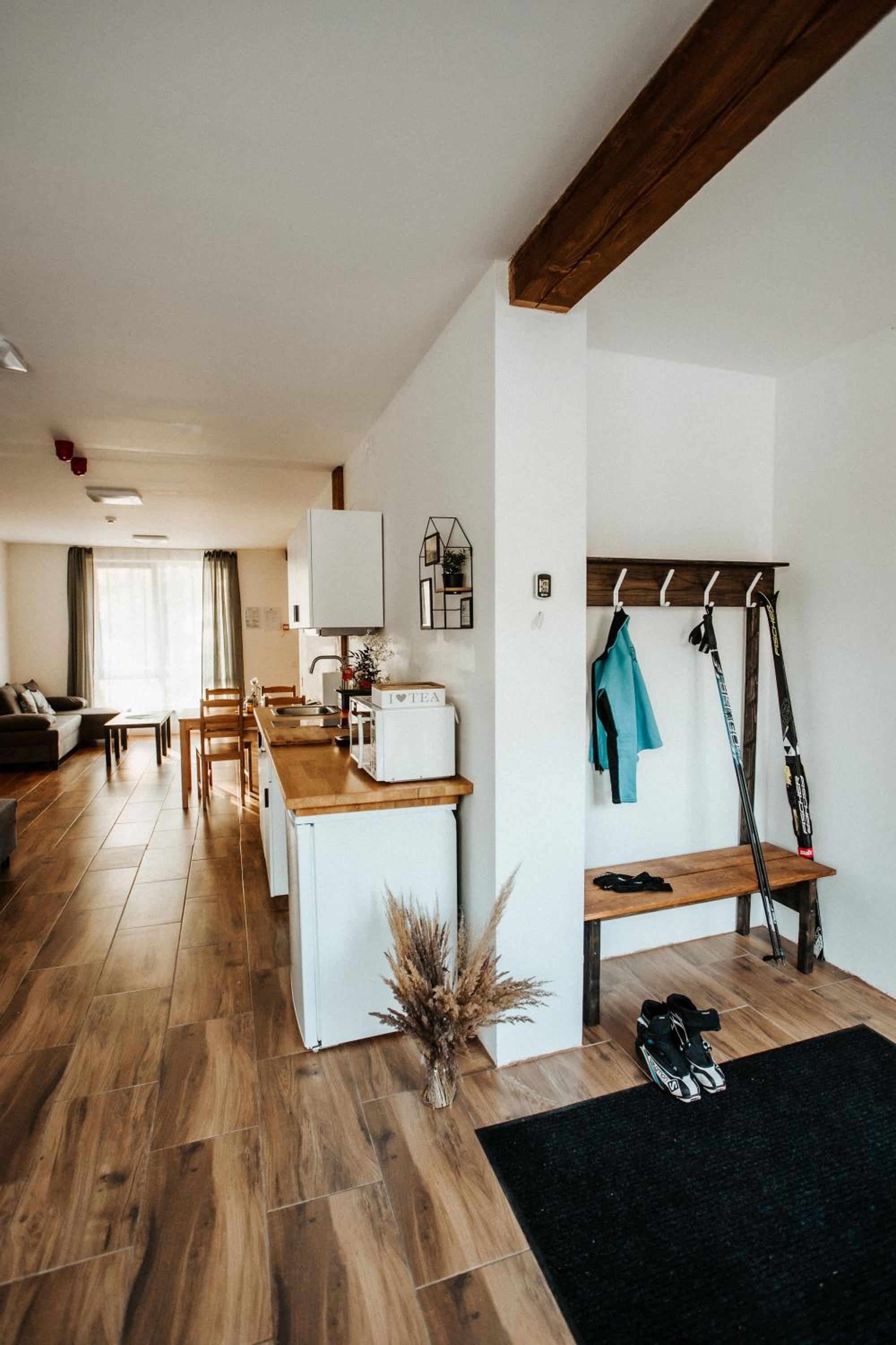 Apartment - Photo 2