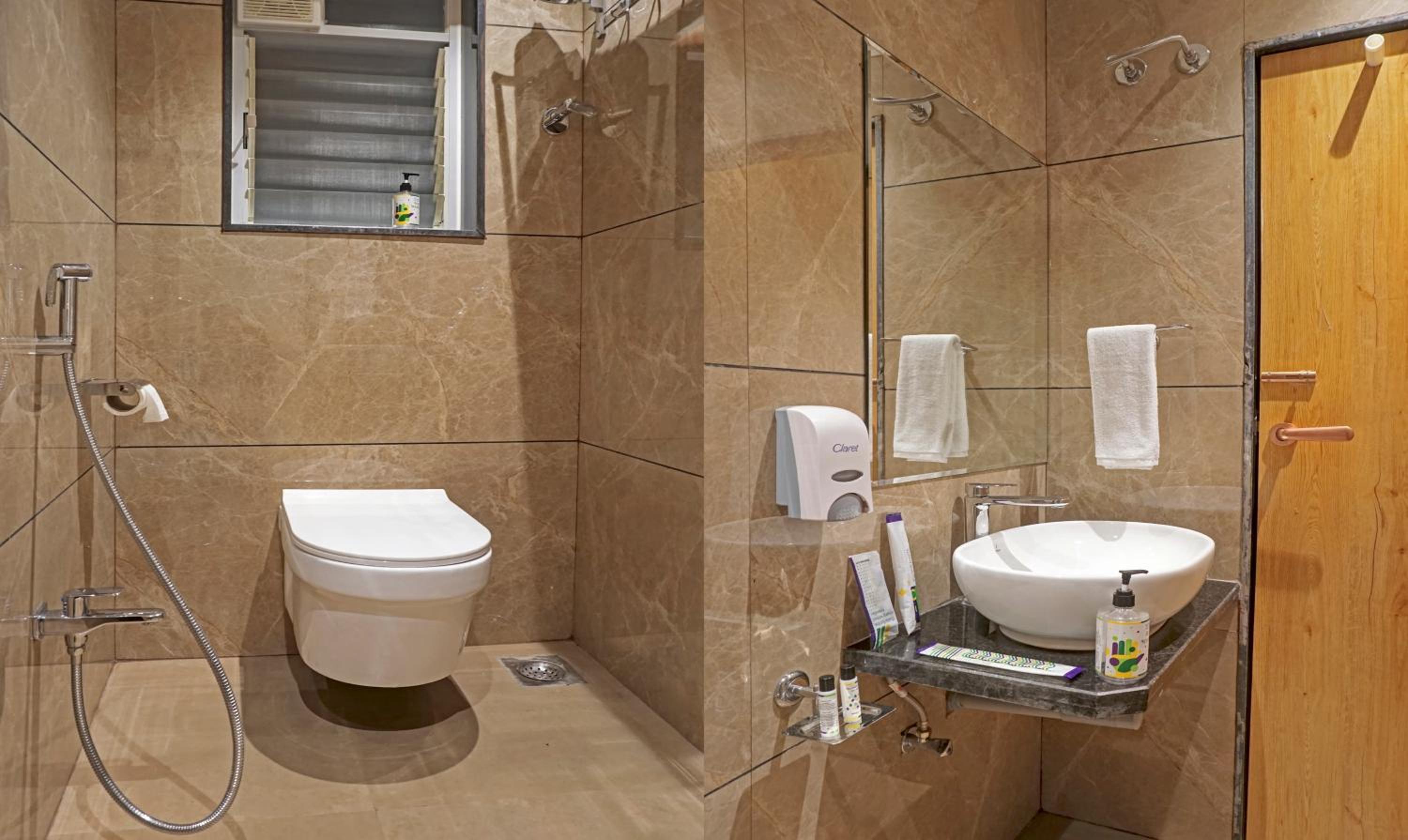 Deluxe Double Room - Photo 14