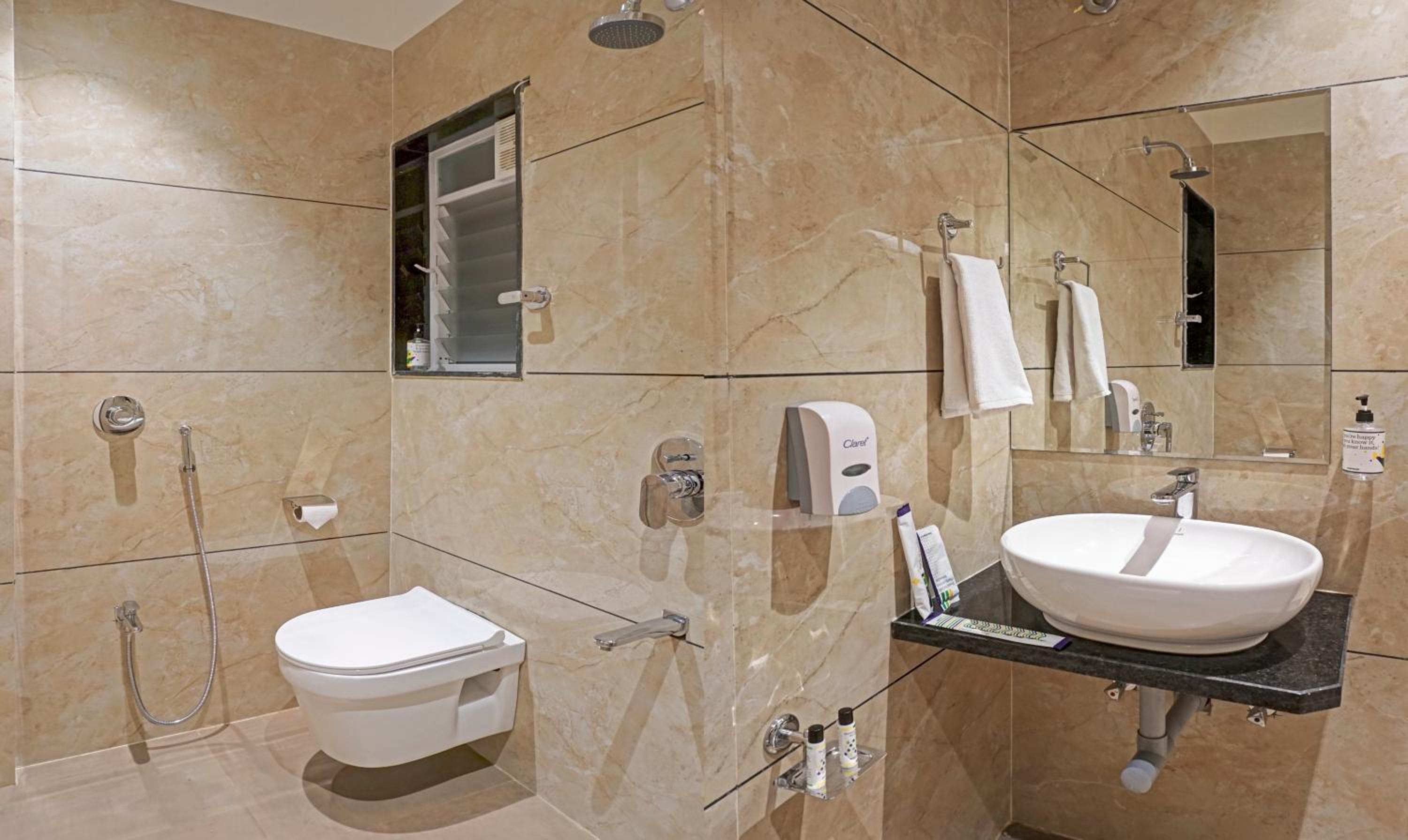 Deluxe Double Room - Photo 2