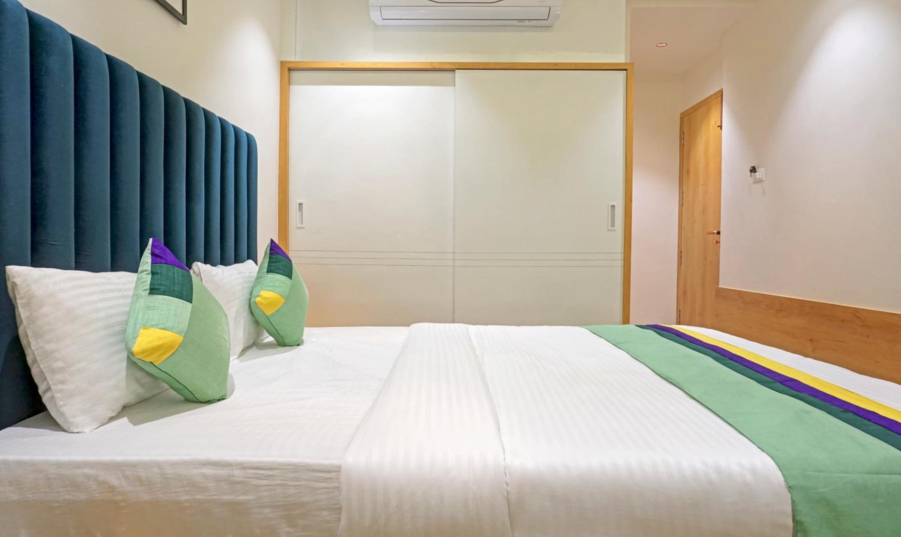 Deluxe Double Room - Photo 3