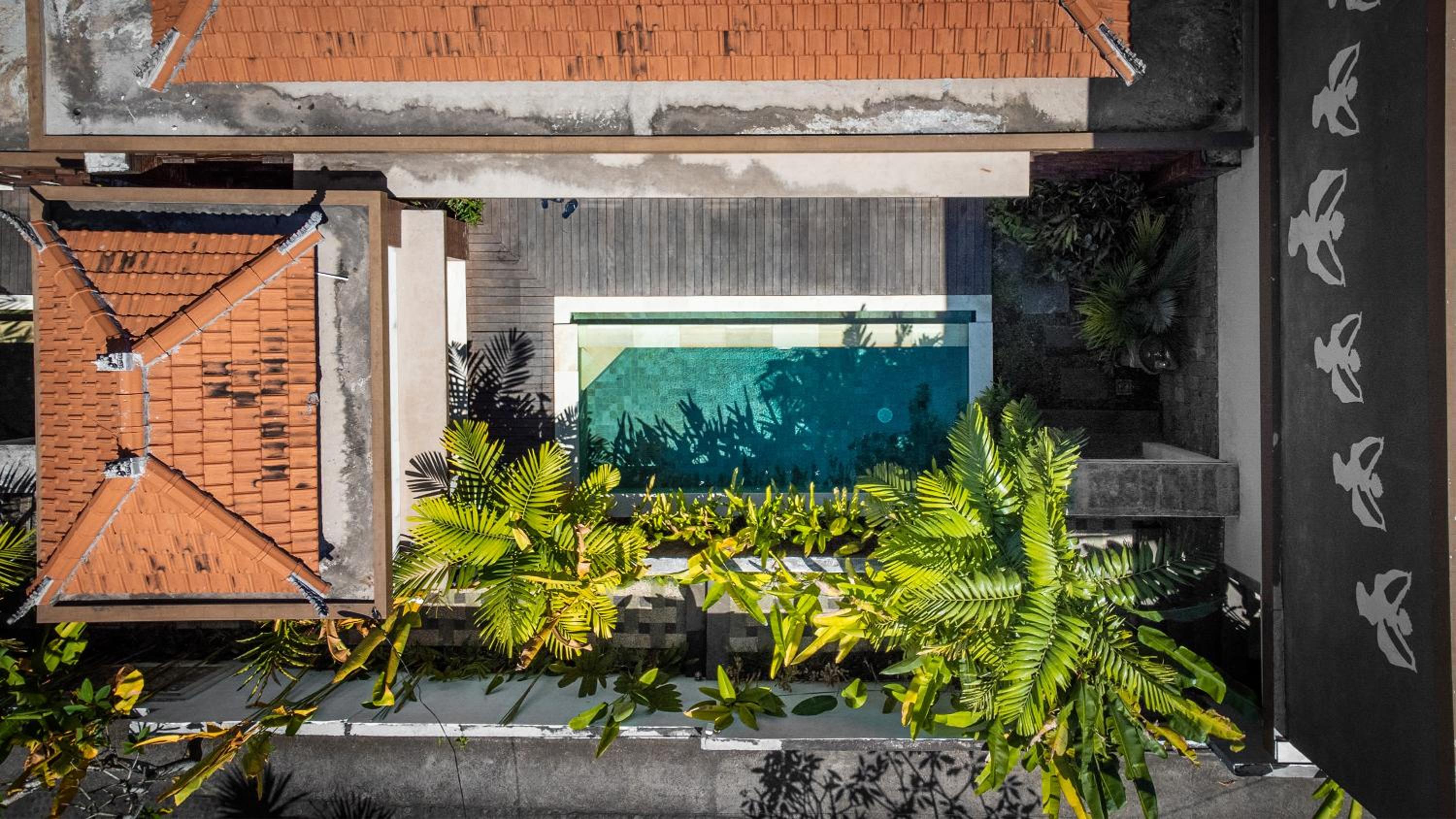 Villa with Private Pool - Photo 12