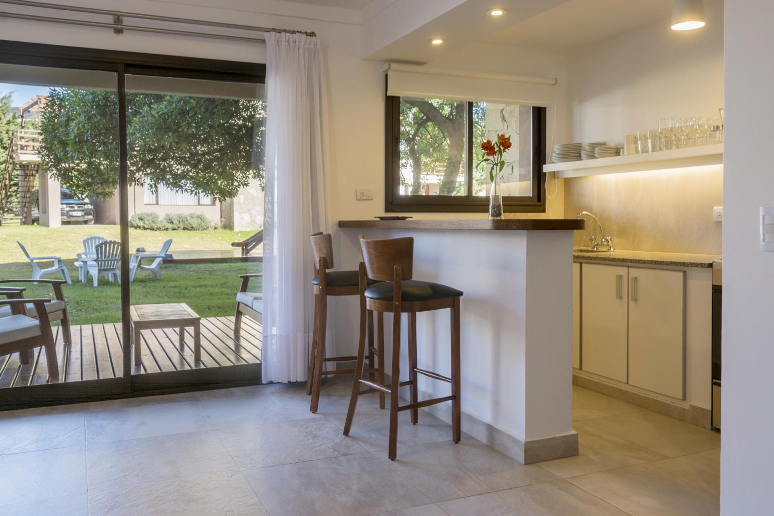Two-Bedroom Apartment with Garden View photo 3