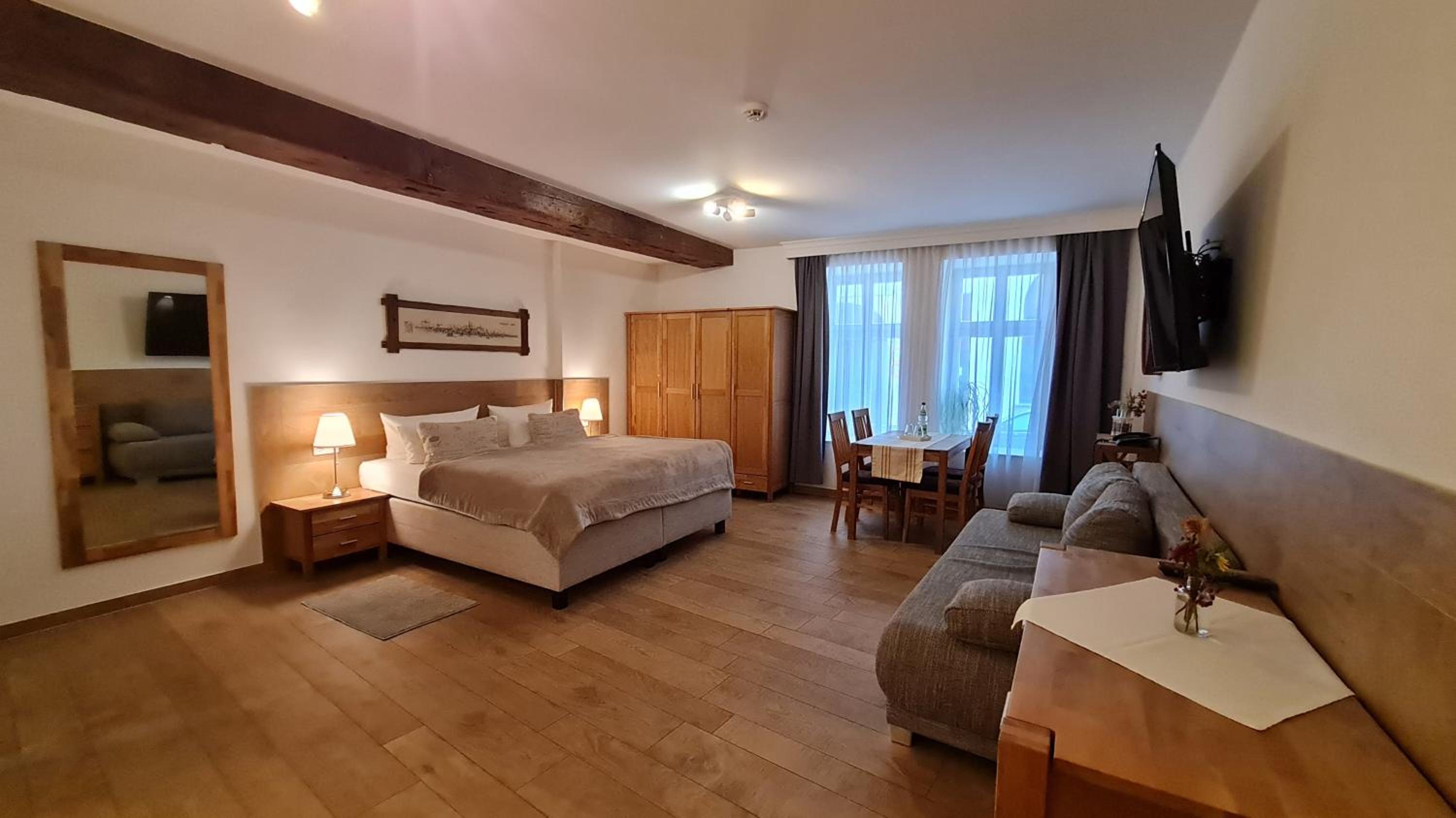Apartment - Photo 1