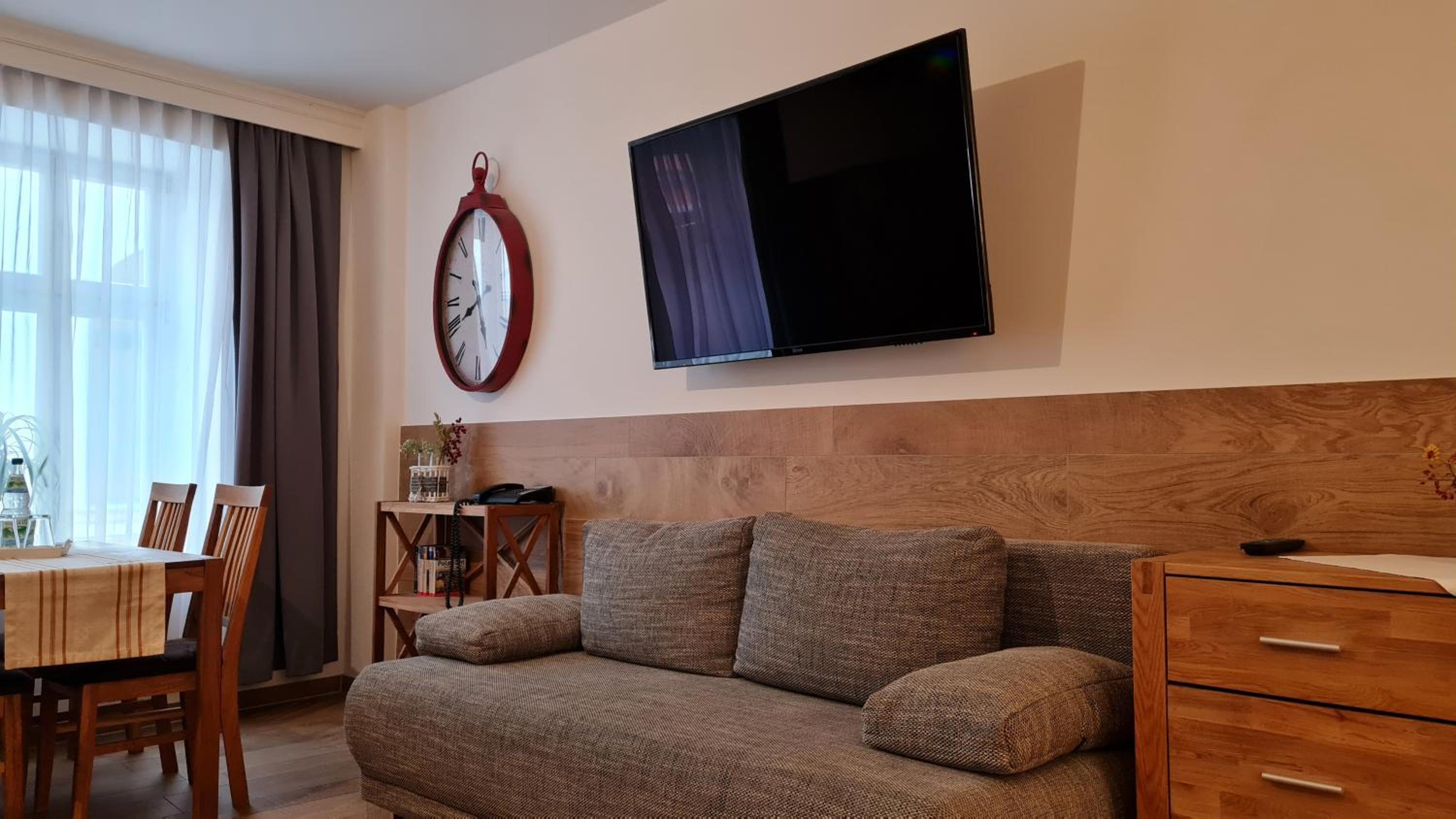Apartment - Photo 2