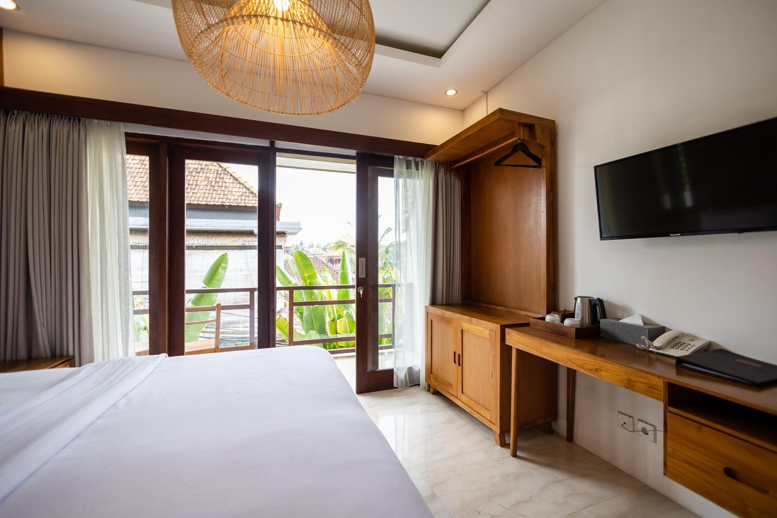 Deluxe Double or Twin Room - Photo 2