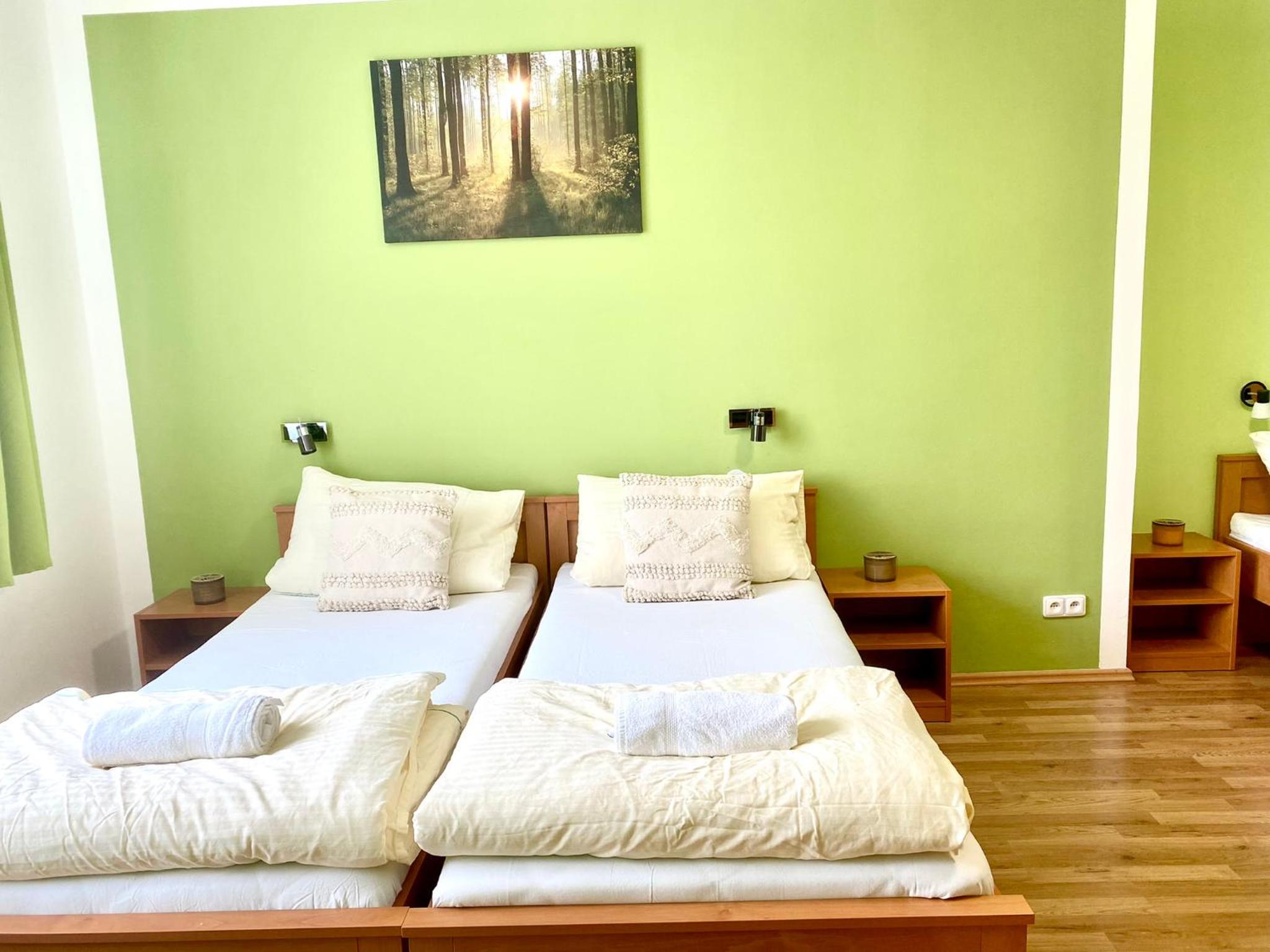 Quadruple Room - Photo 2