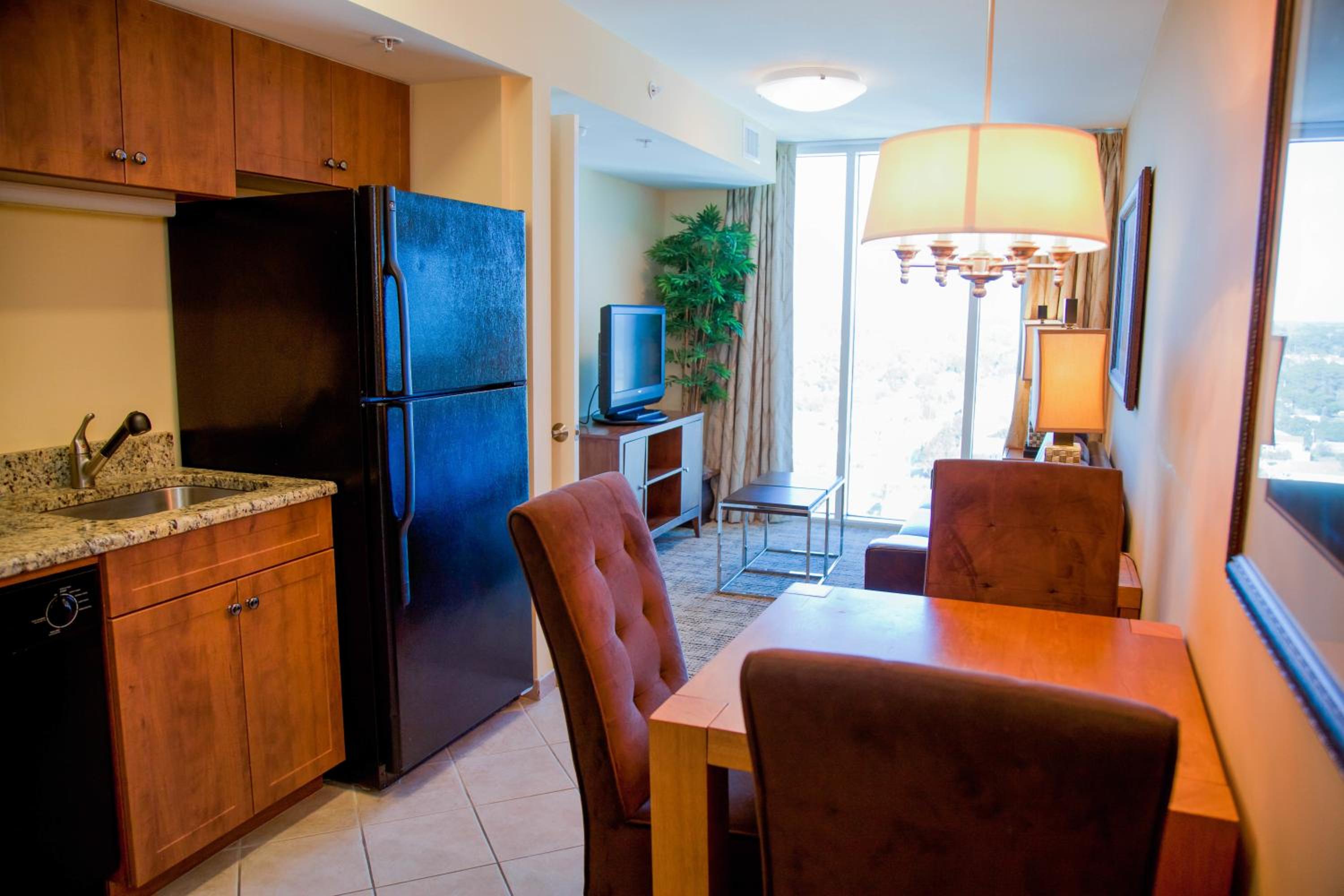 Two-Bedroom Suite photo 3
