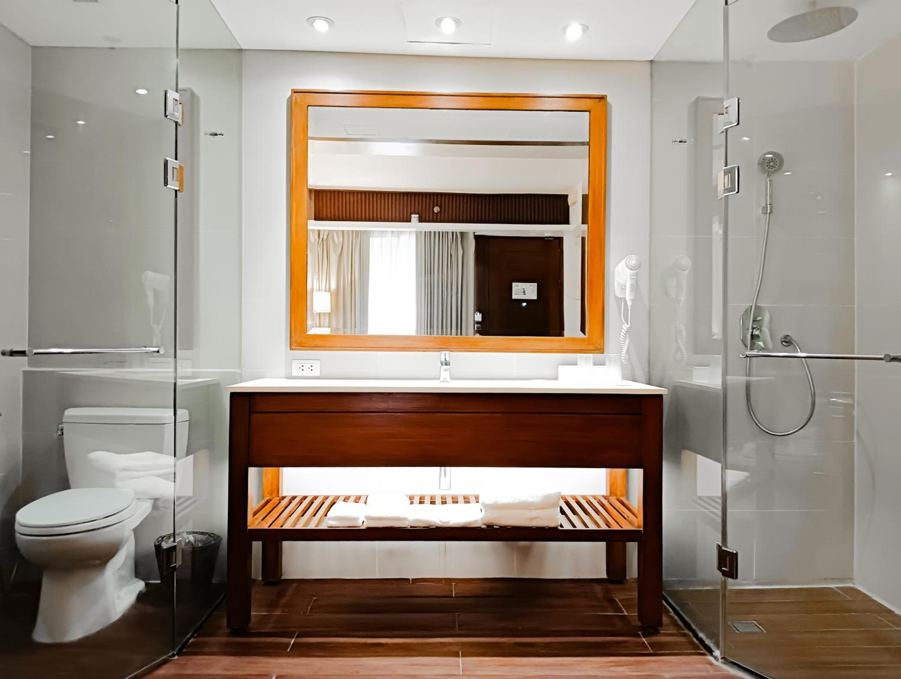 Deluxe Quadruple Room - Photo 7