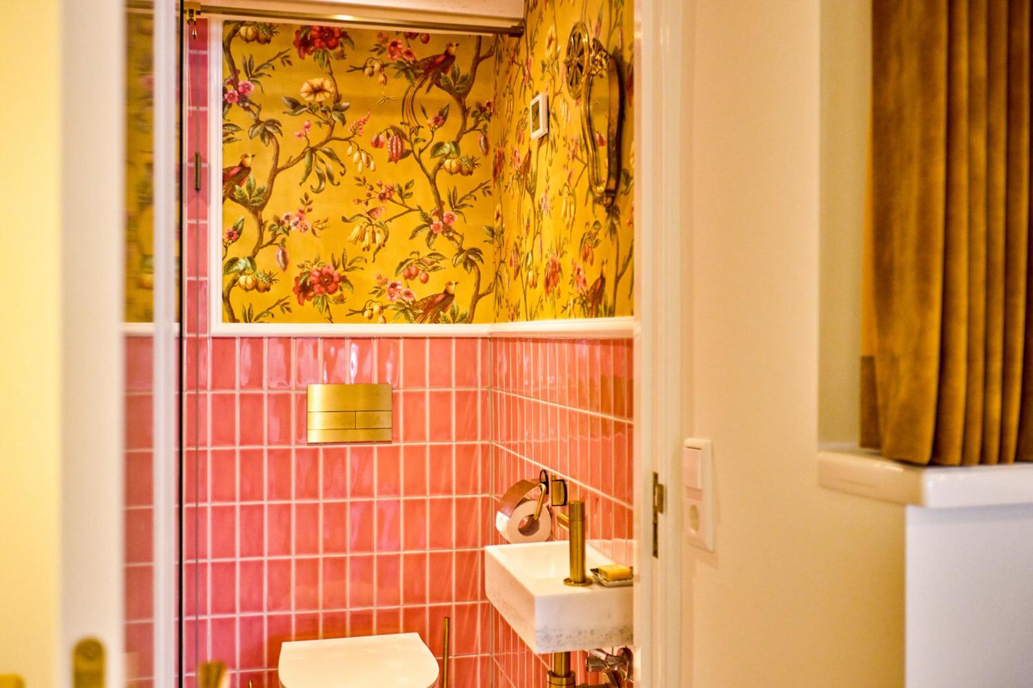 One-Bedroom Apartment photo 3
