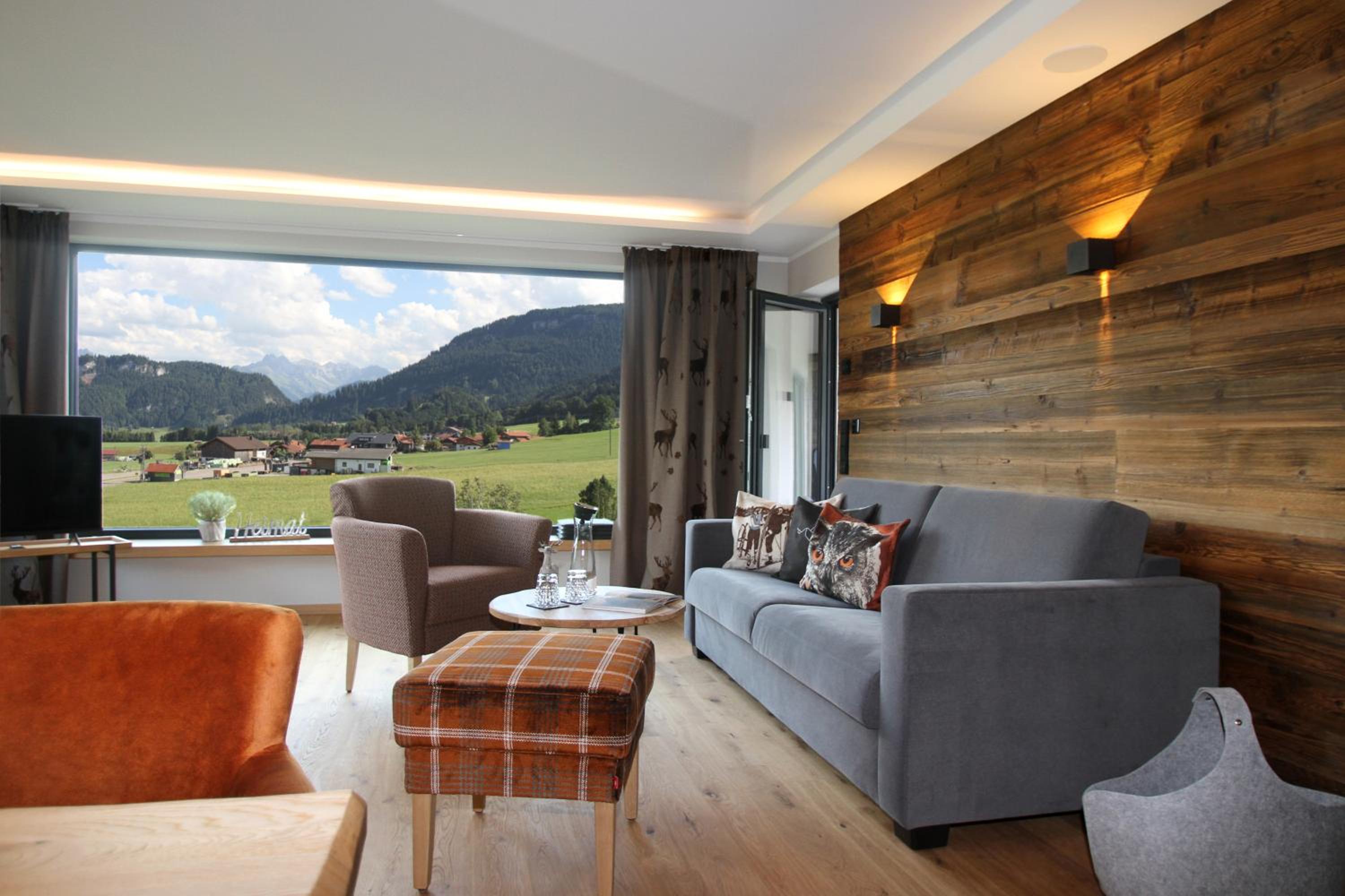 Suite with Mountain View photo 1