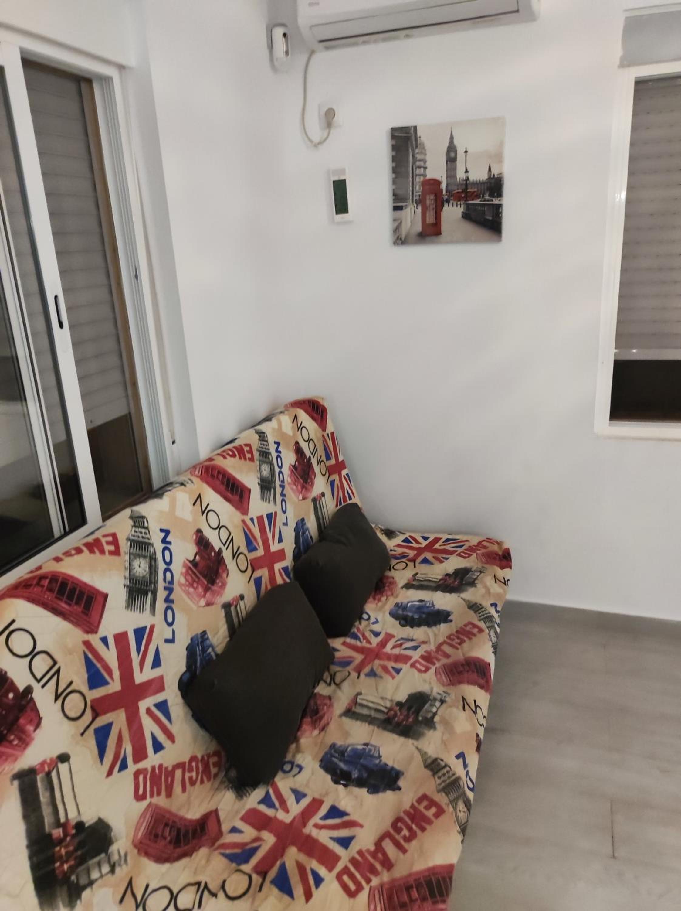 Three-Bedroom Apartment - Photo 21