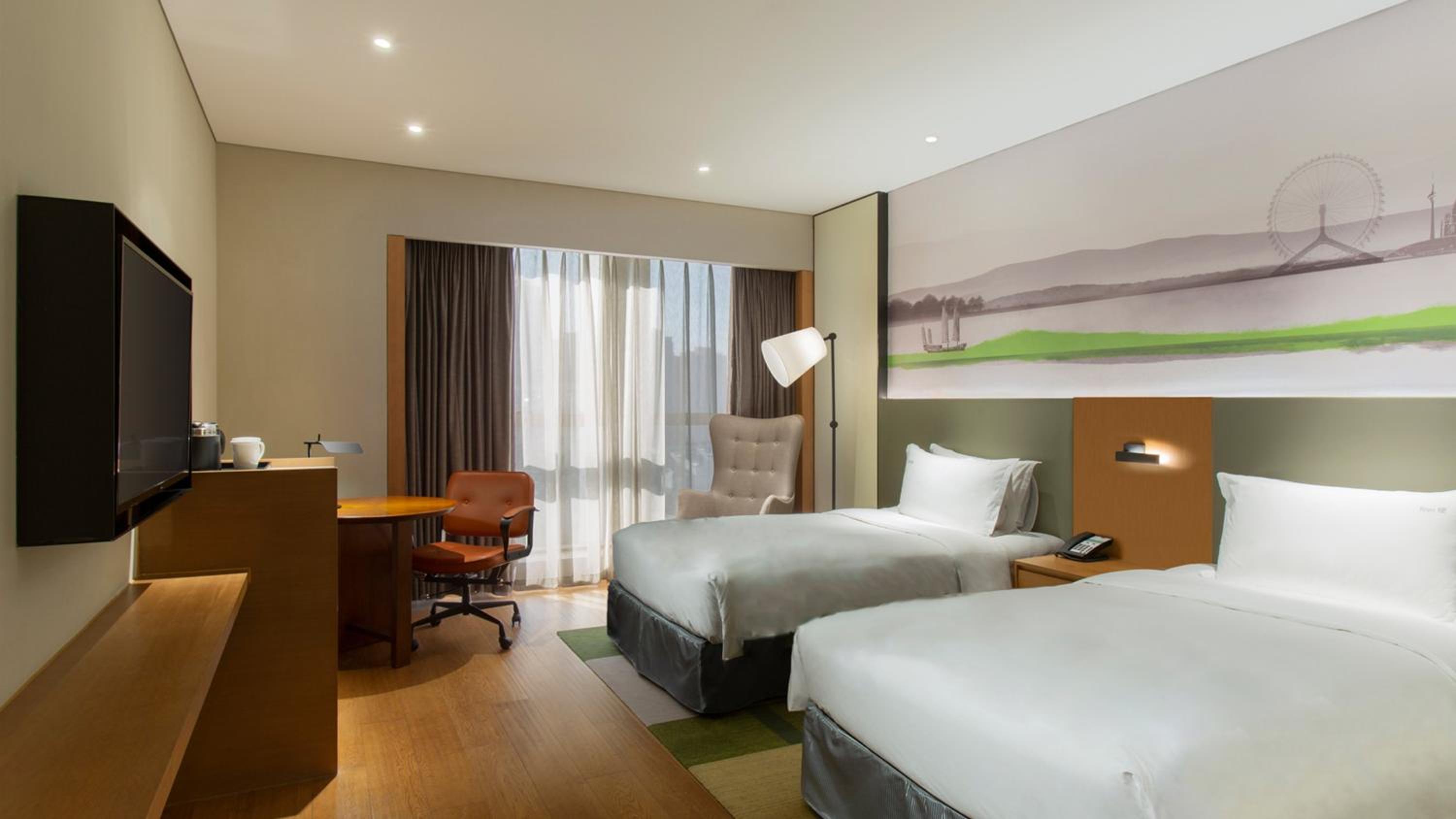 Standard Twin Room with City View - High Floor photo 3