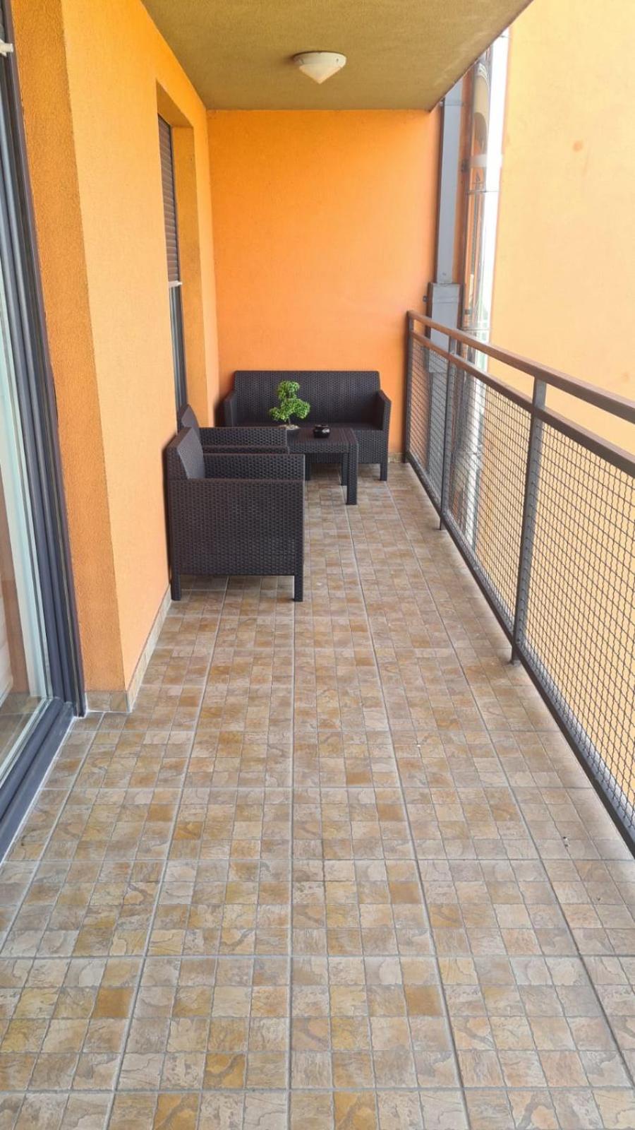 Apartment - Photo 15