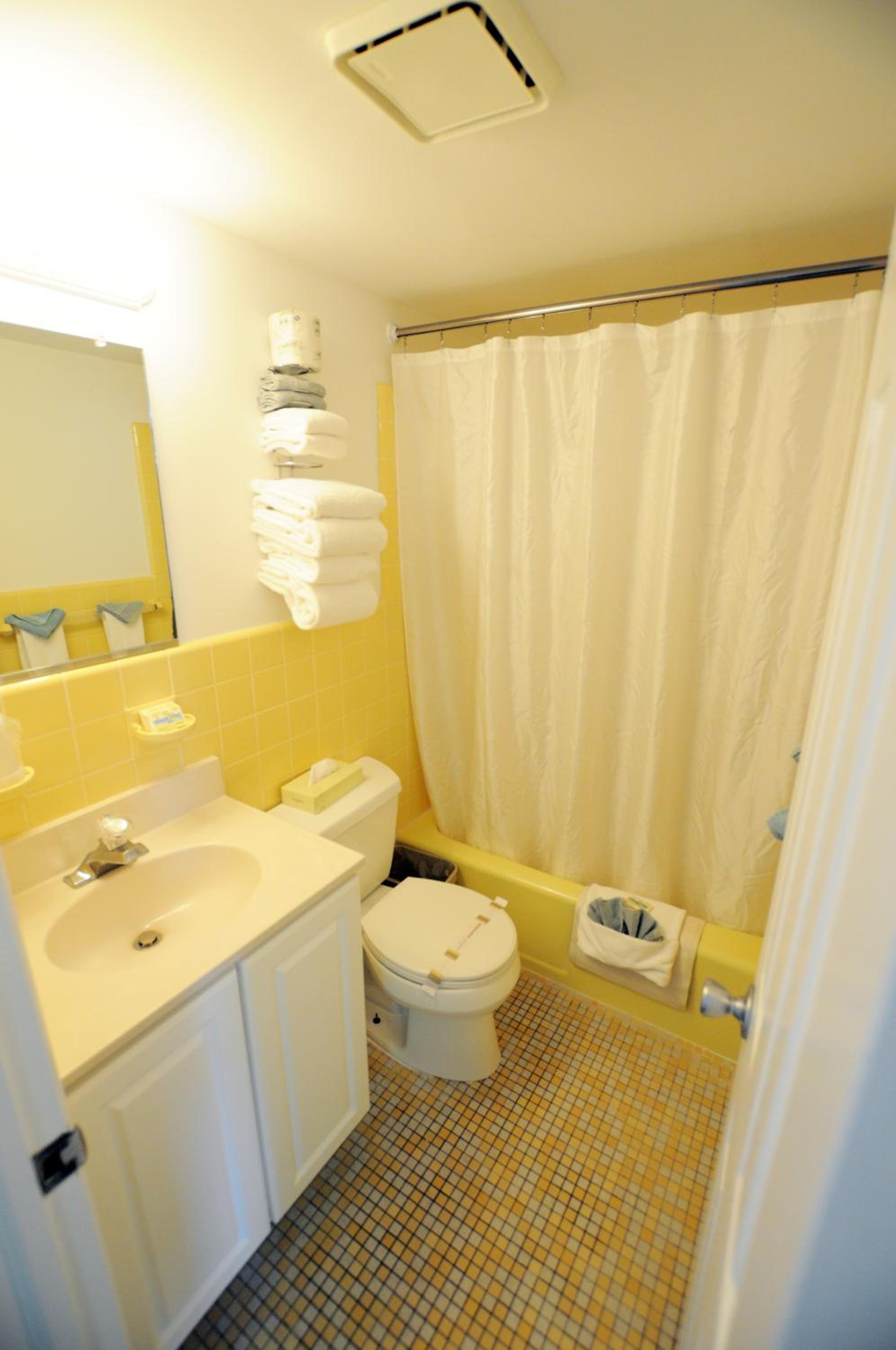 Two-Bedroom Apartment photo 2