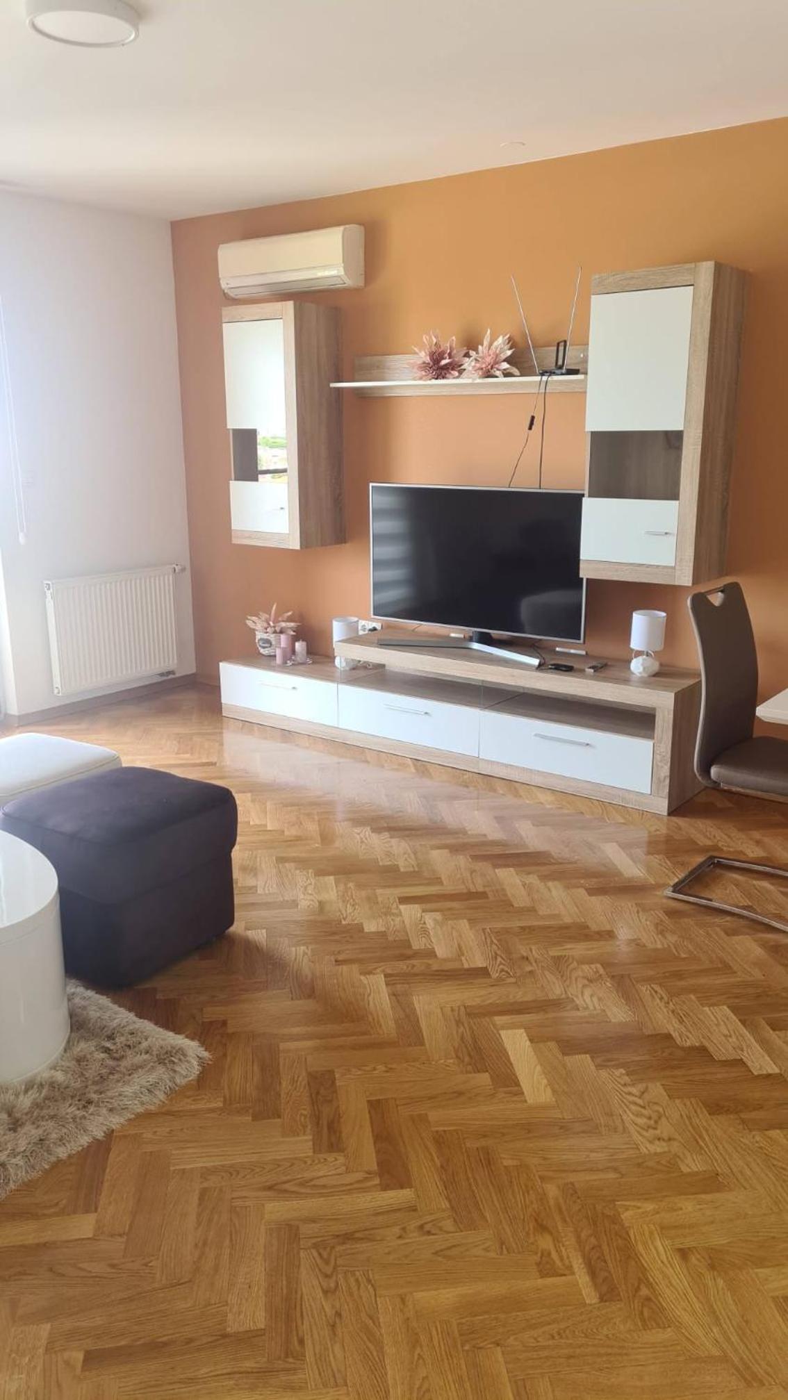 Apartment - Photo 11