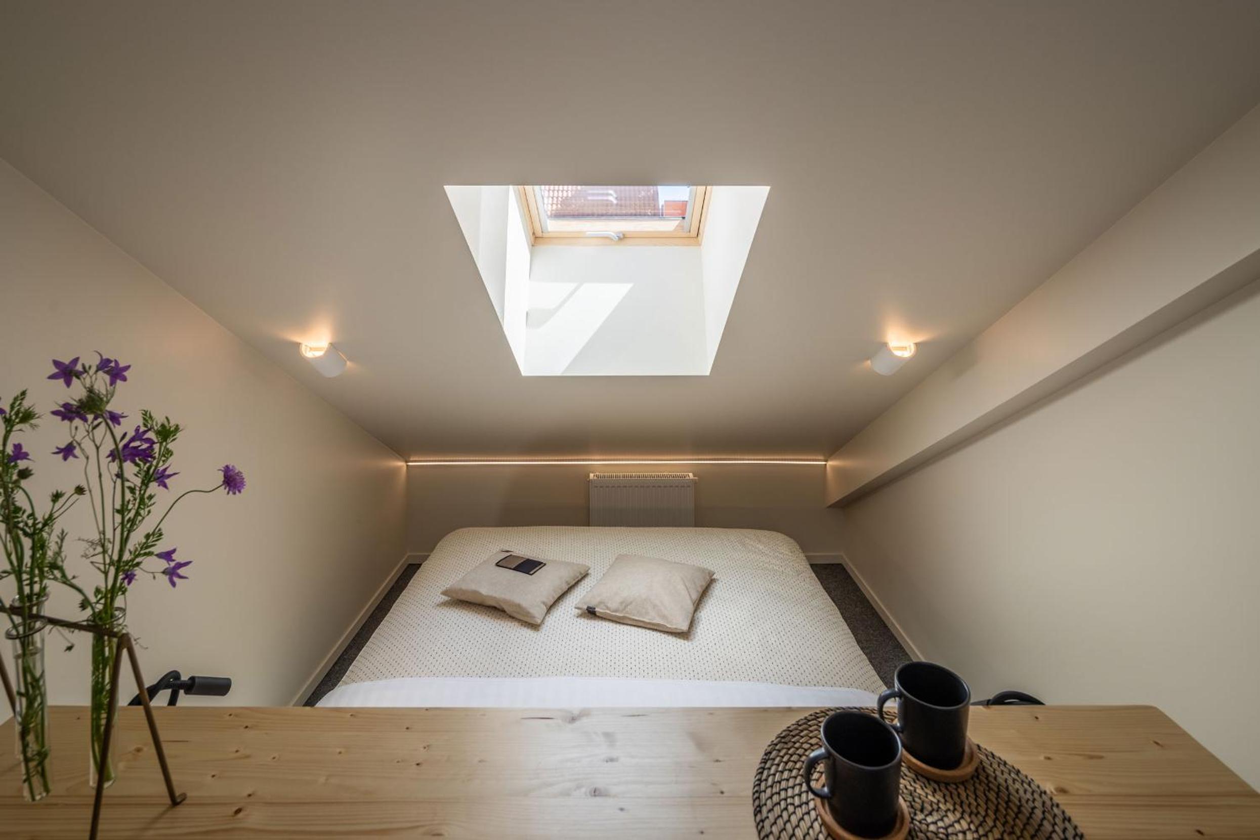 One-Bedroom Apartment - Photo 3