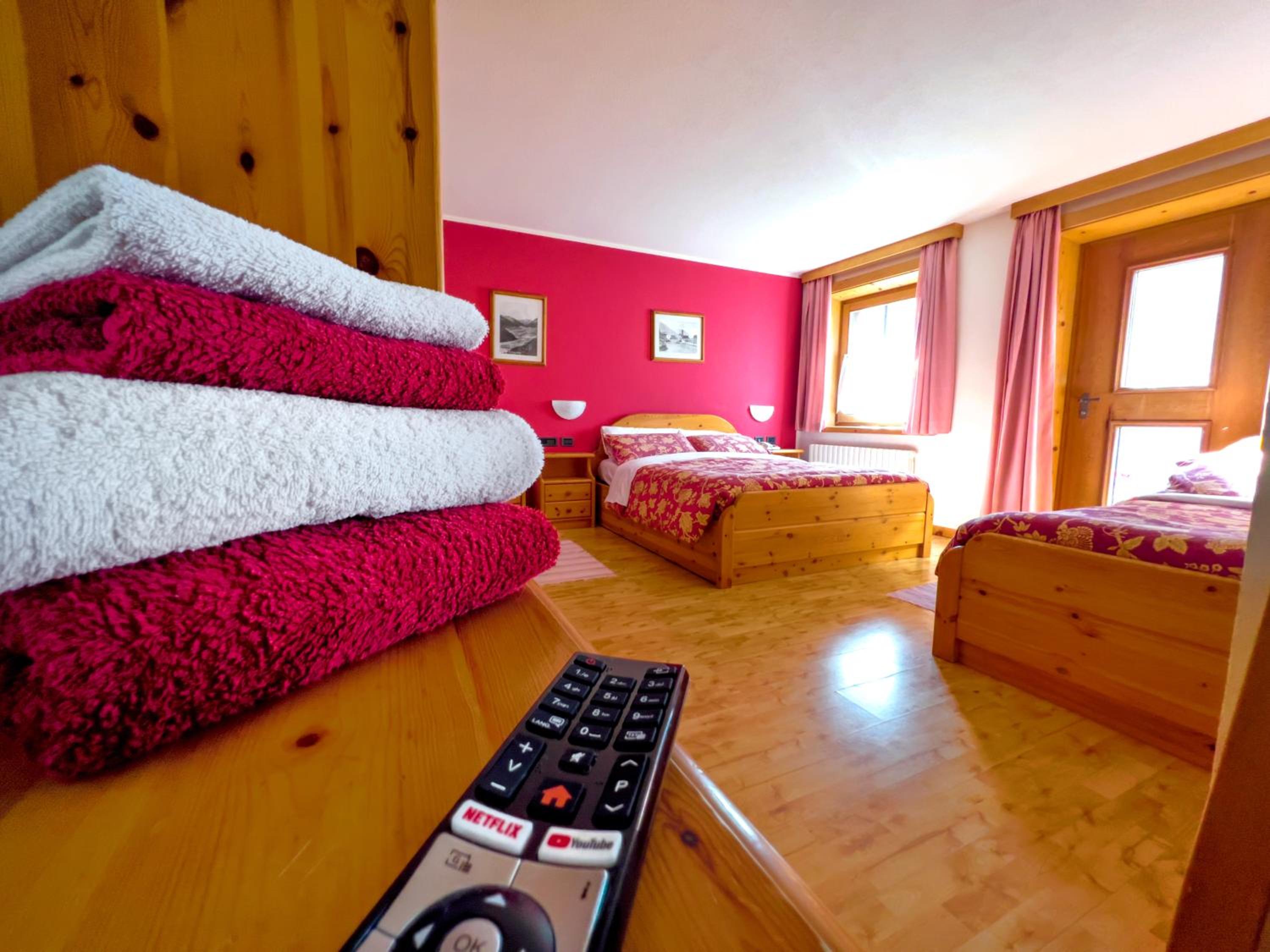 Quadruple Room with Mountain View