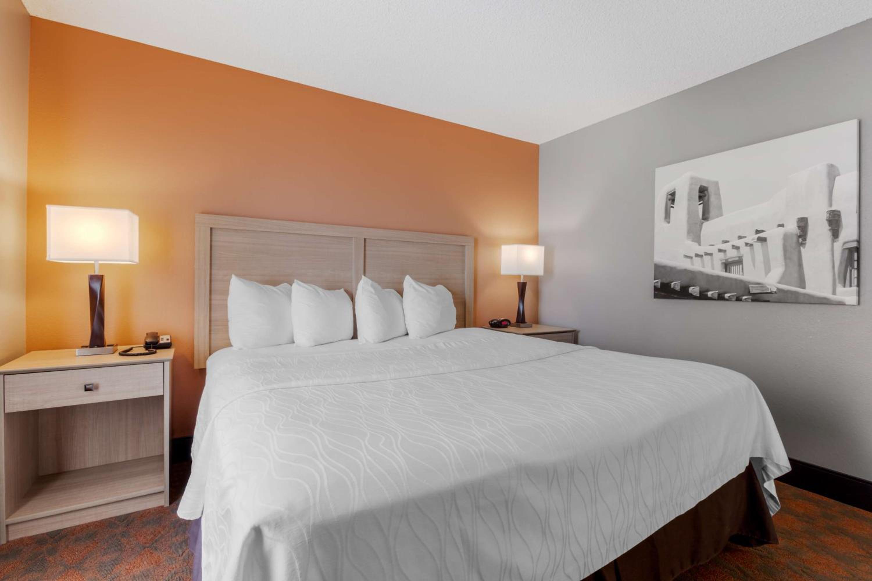 King Room with Spa Bath photo 2