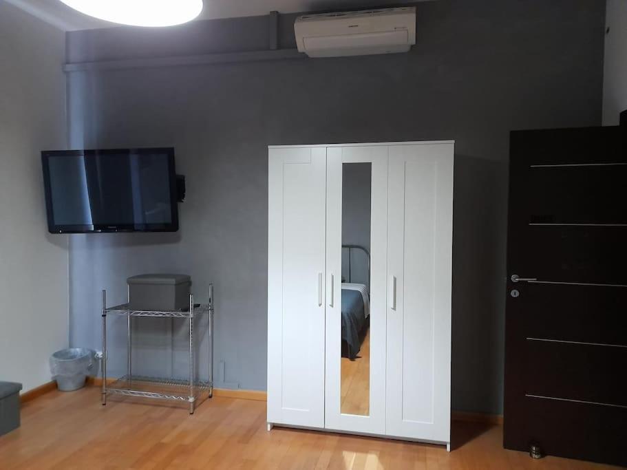 Apartment With Terrace photo 3