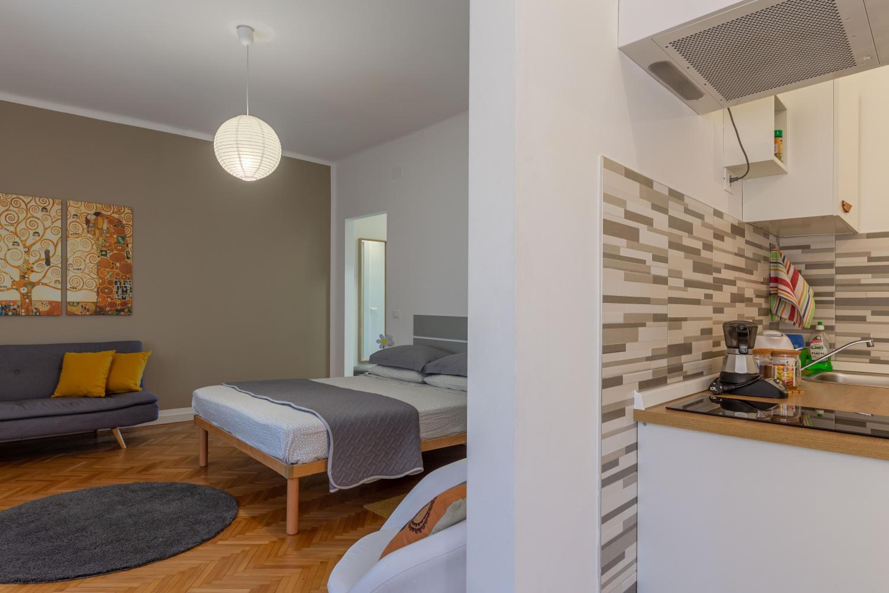 Apartment with Terrace