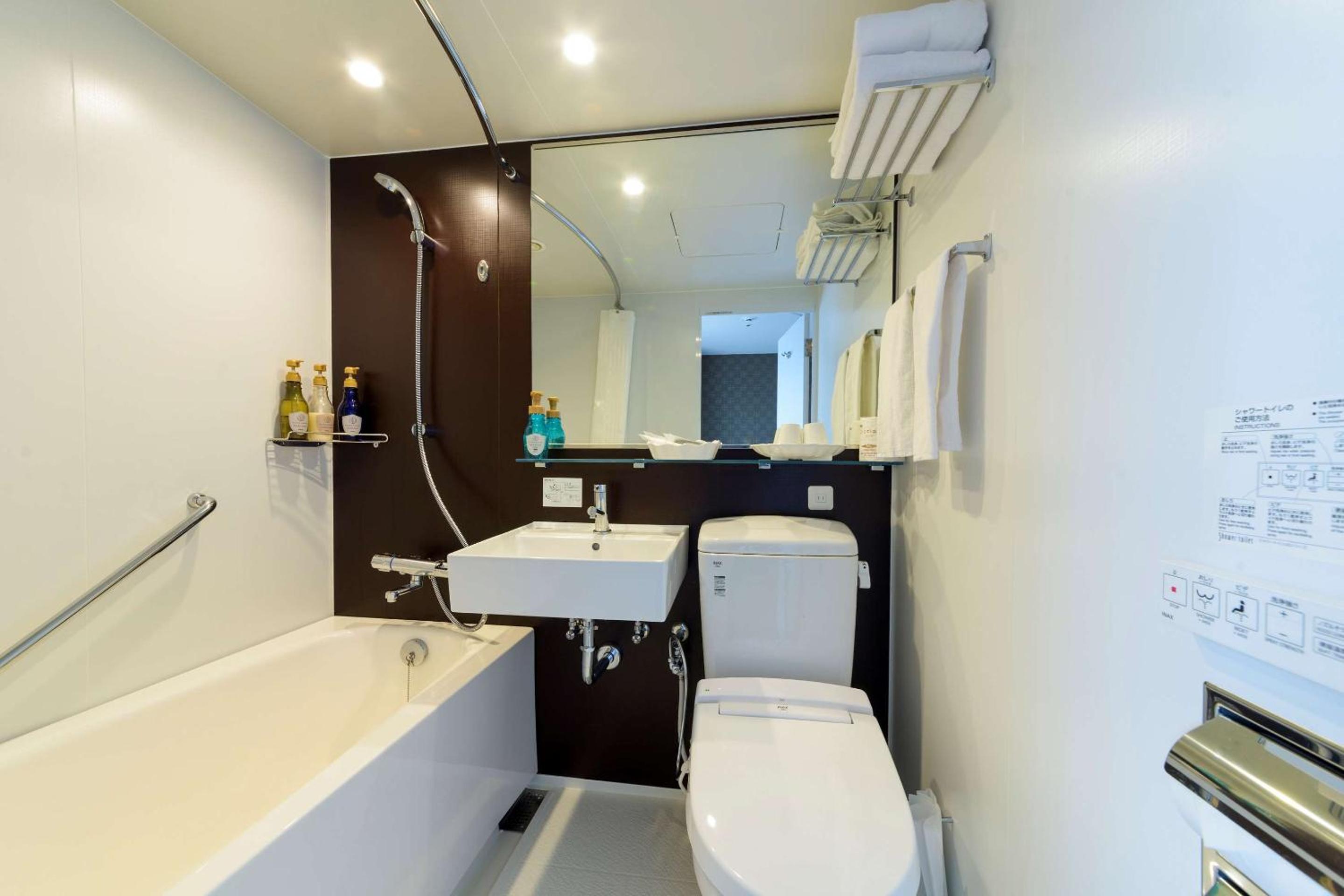 Deluxe Double Room - Non-Smoking photo 3