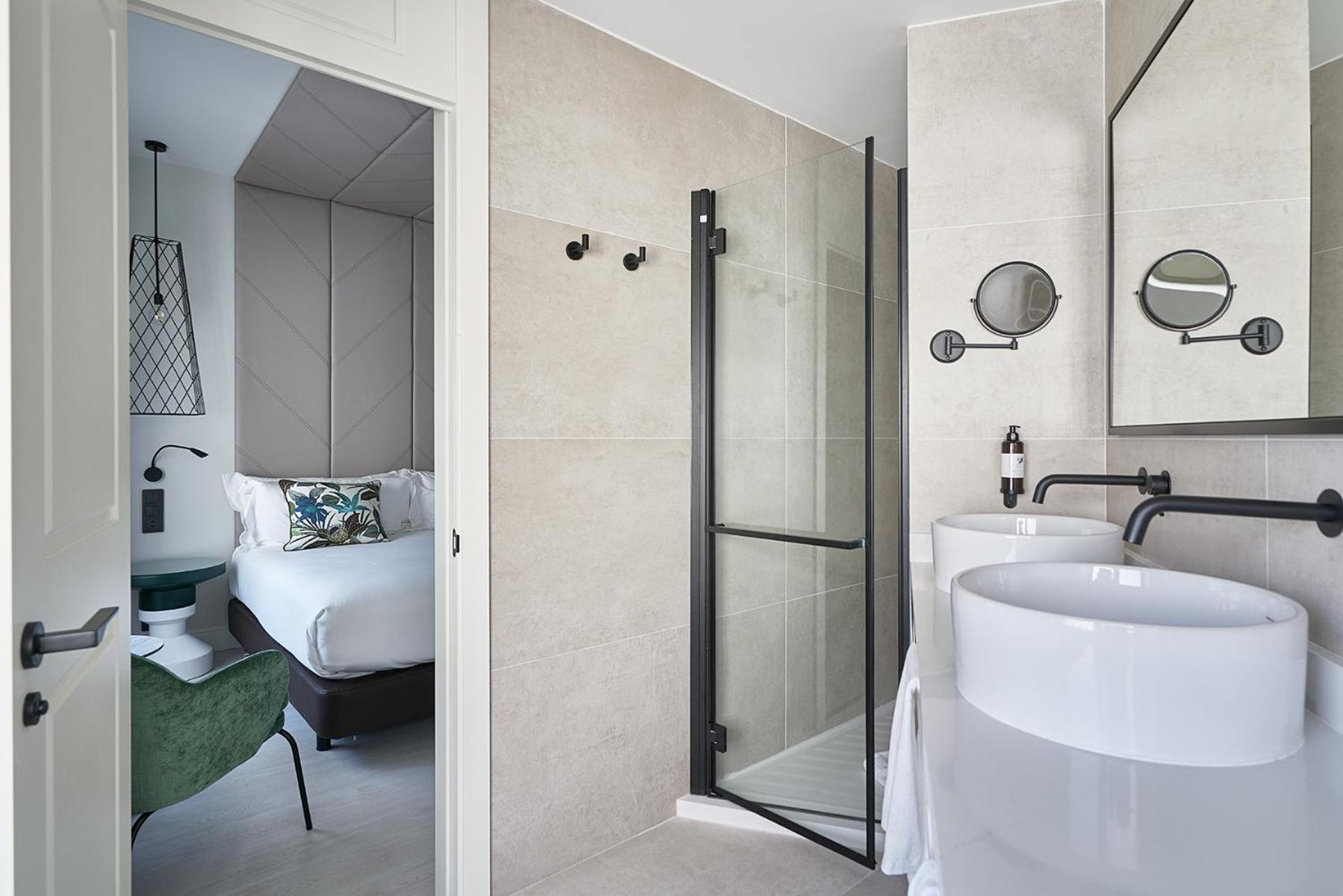 Superior Double Room - Photo 5