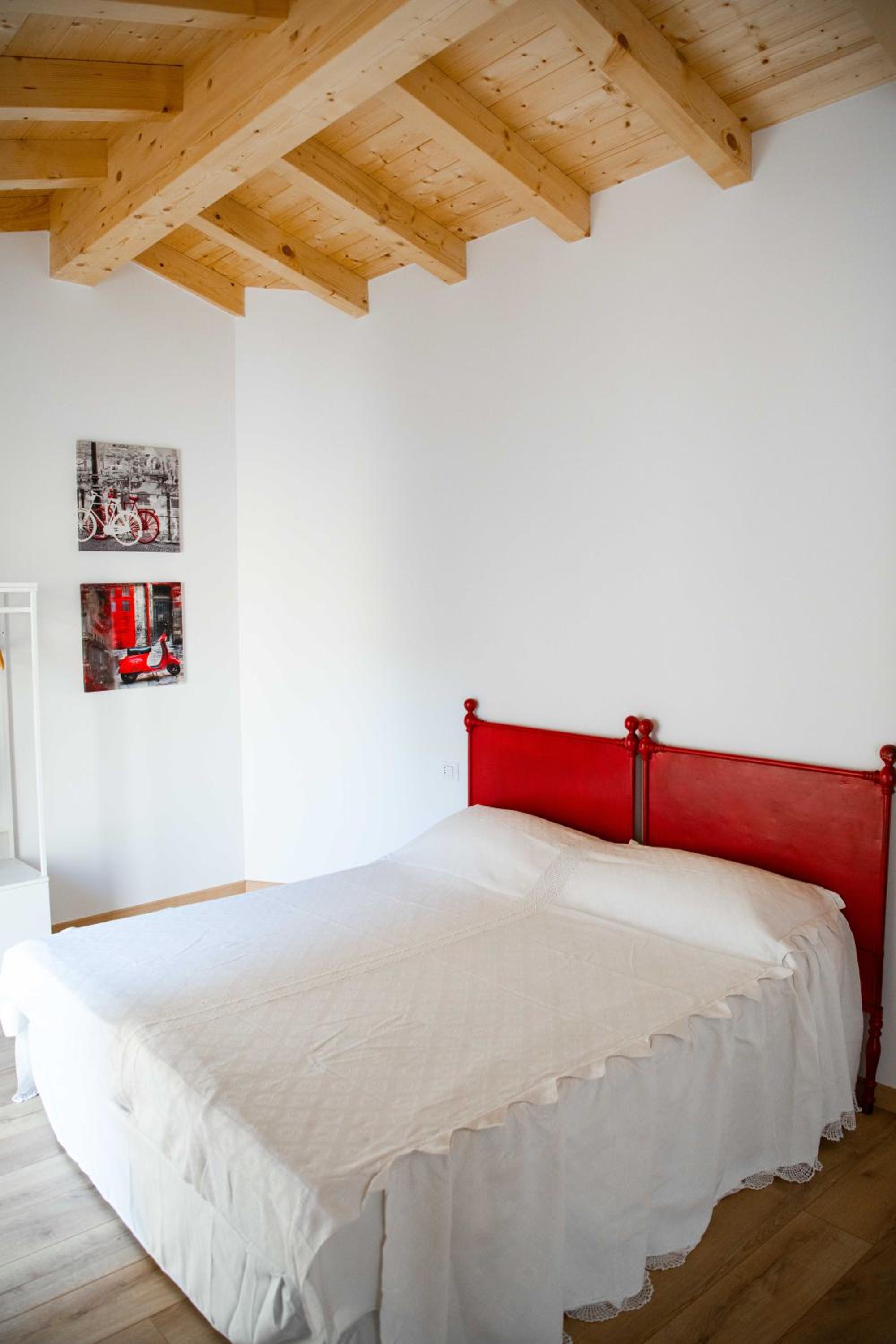Deluxe King Room photo 3