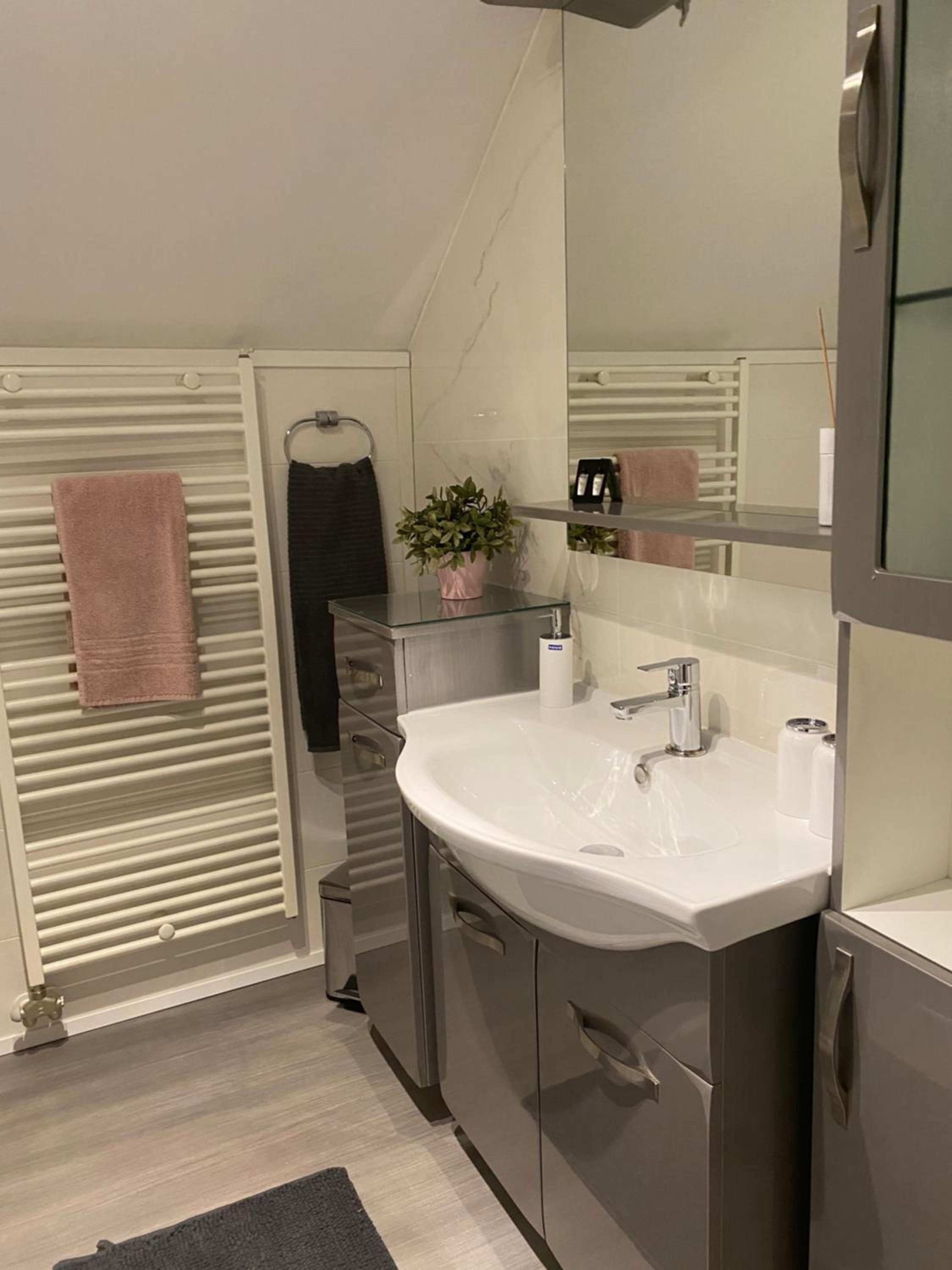 Triple Room - Photo 7