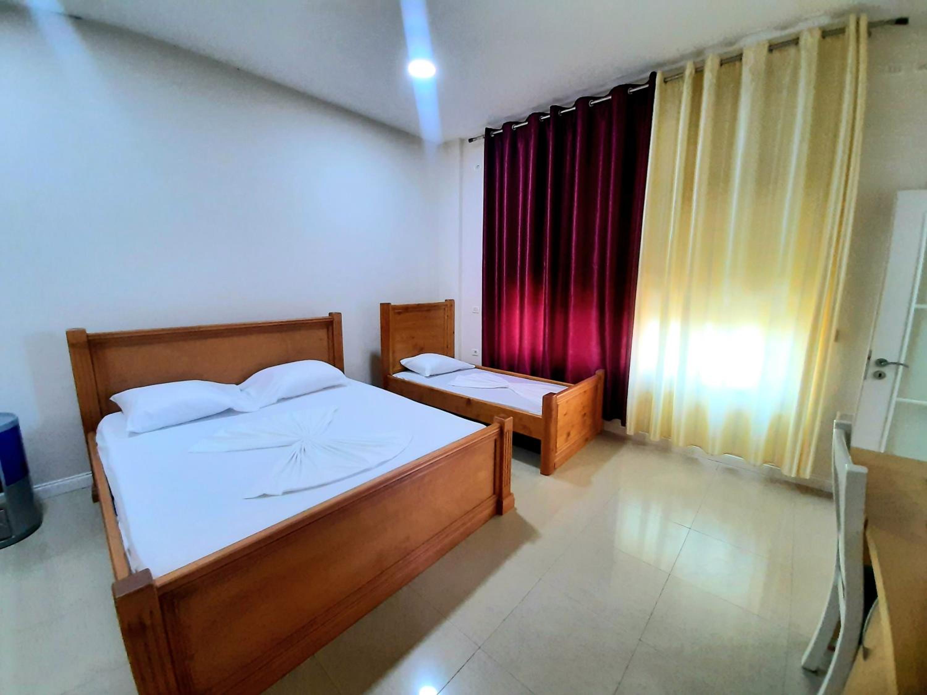 Classic Triple Room