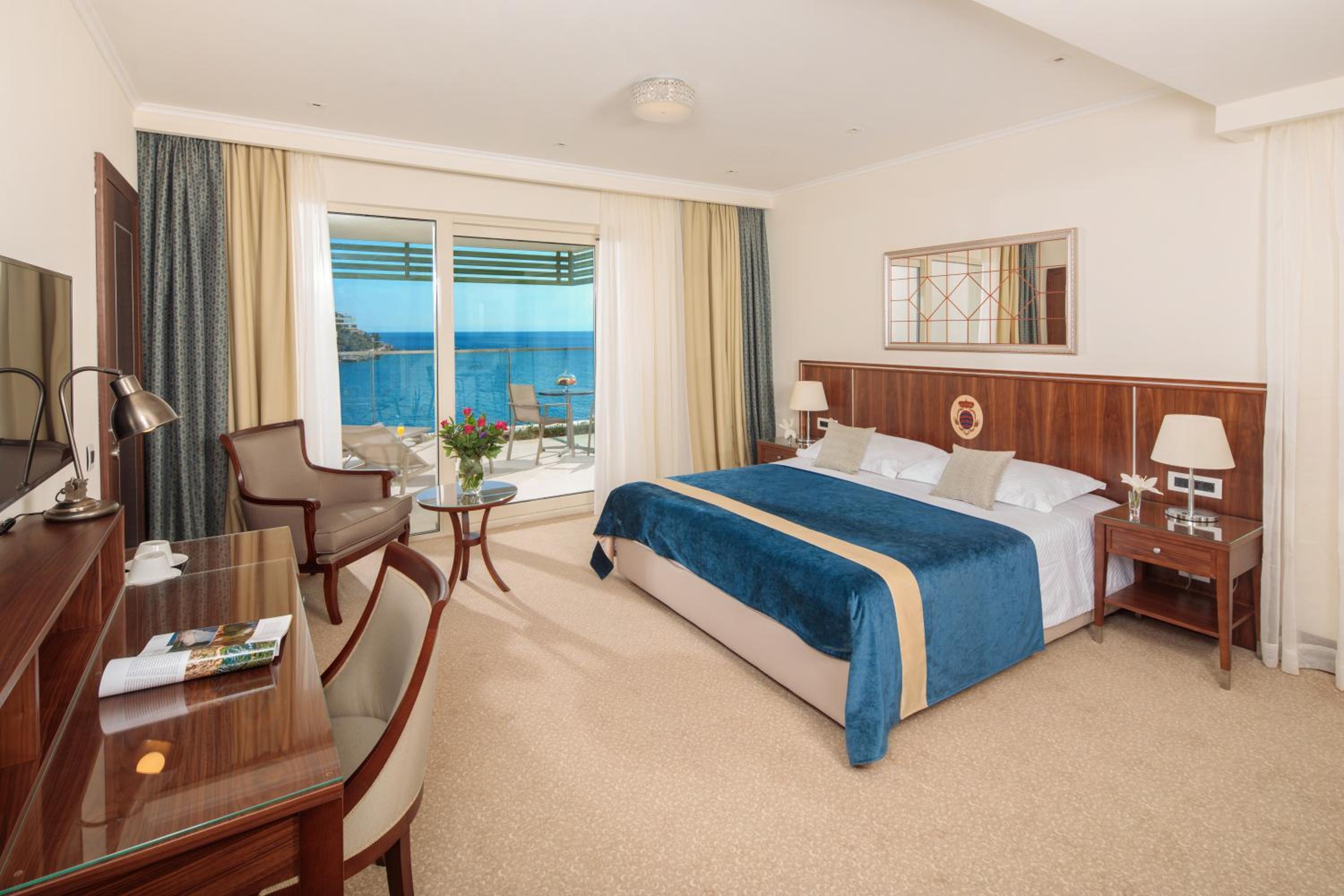 Sonderangebot - Superior Zimmer mit Meerblick und Balkon sowie halbtägige private Bootstour