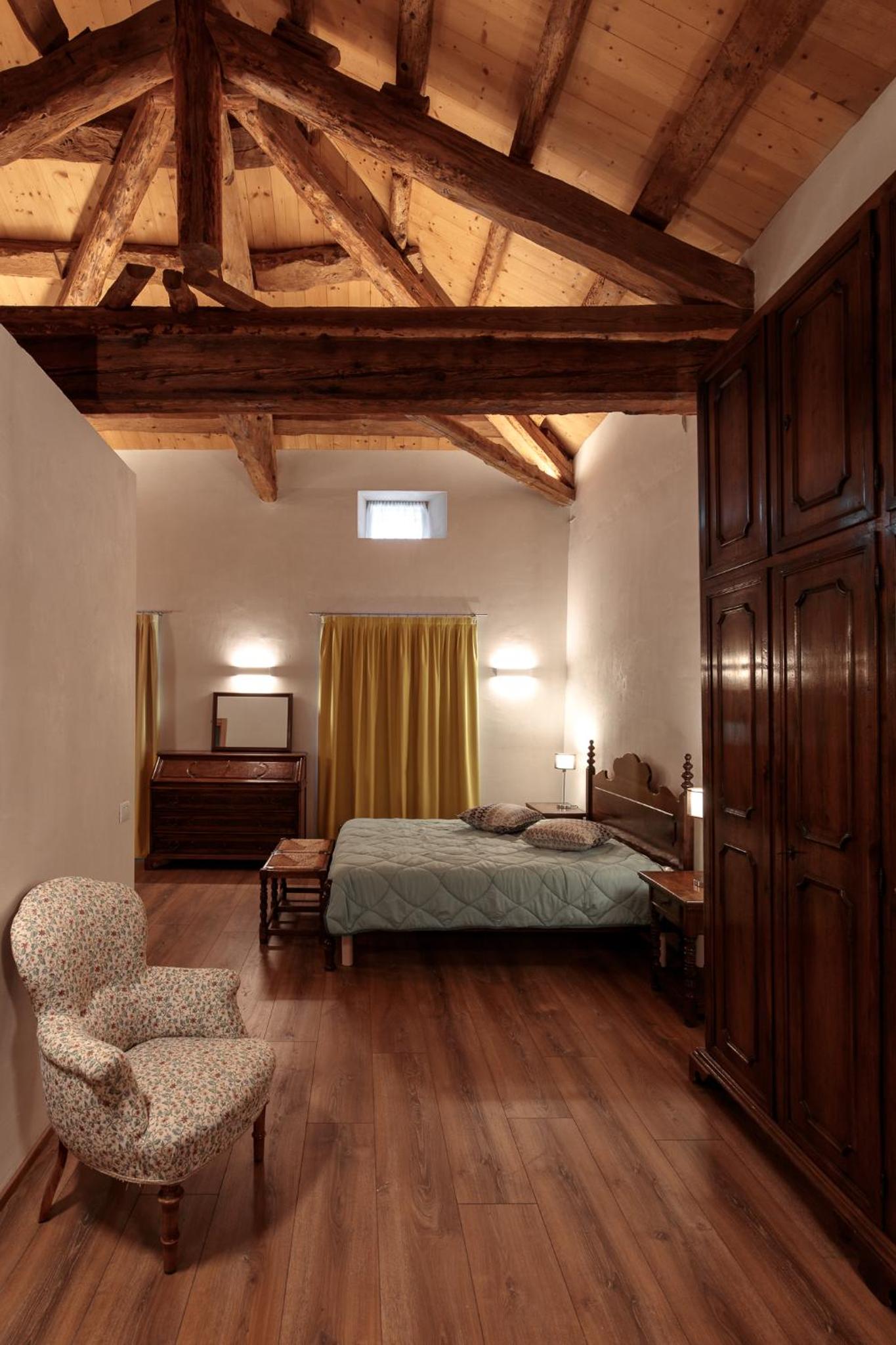 Quadruple Room with Private Bathroom photo 1