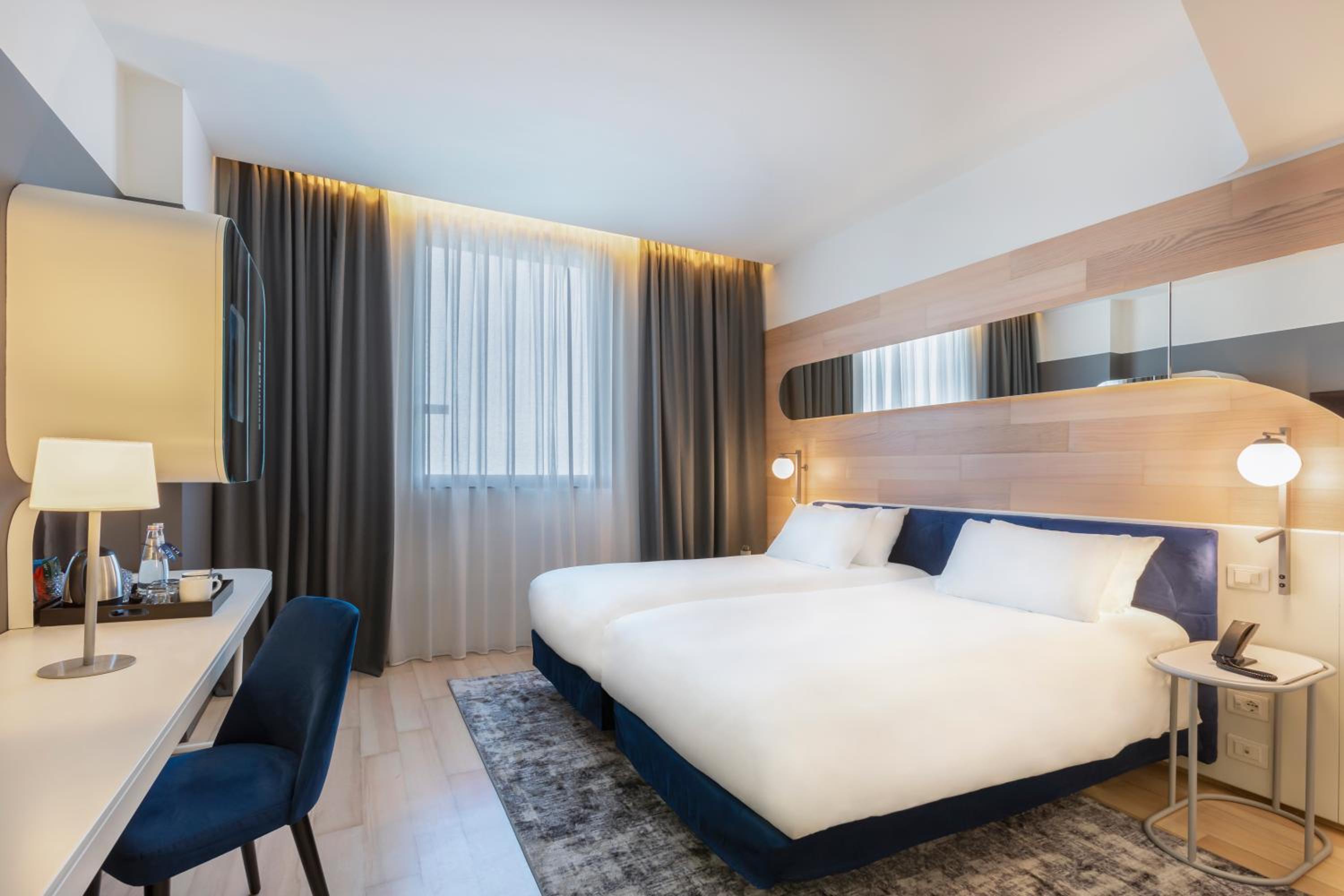 Standard Twin Room with Two Twin Beds