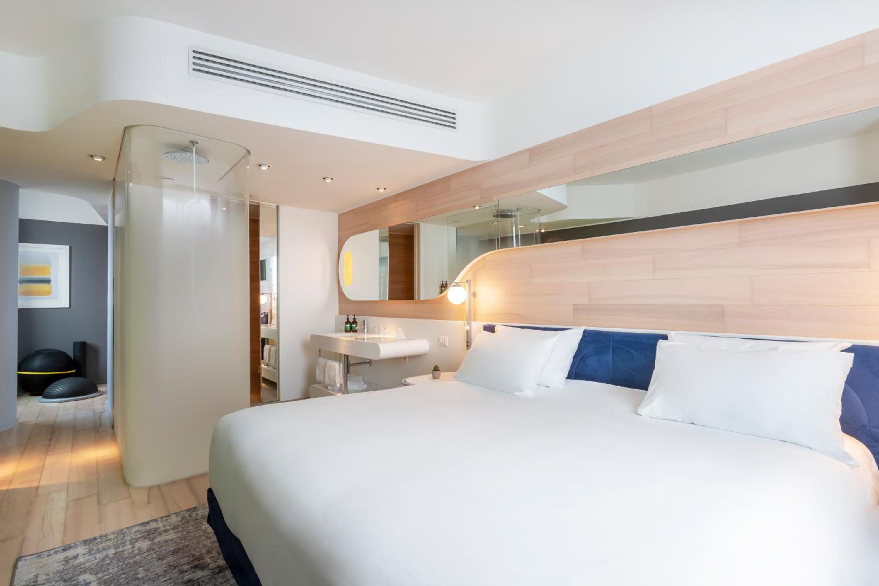 Premium King Room