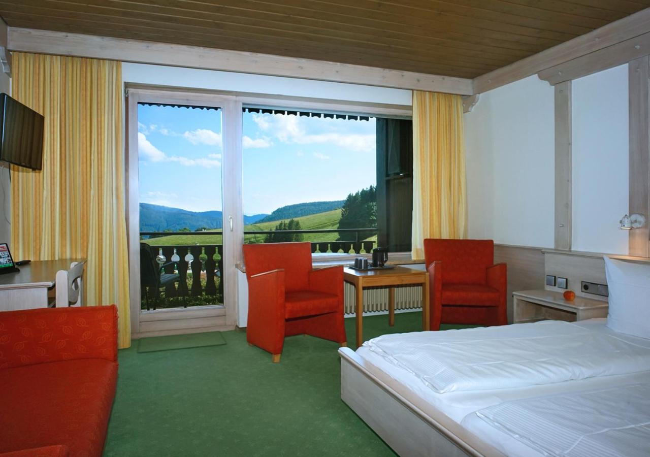 Standard Double Room with Balcony with Access to Indoor Pool photo 1