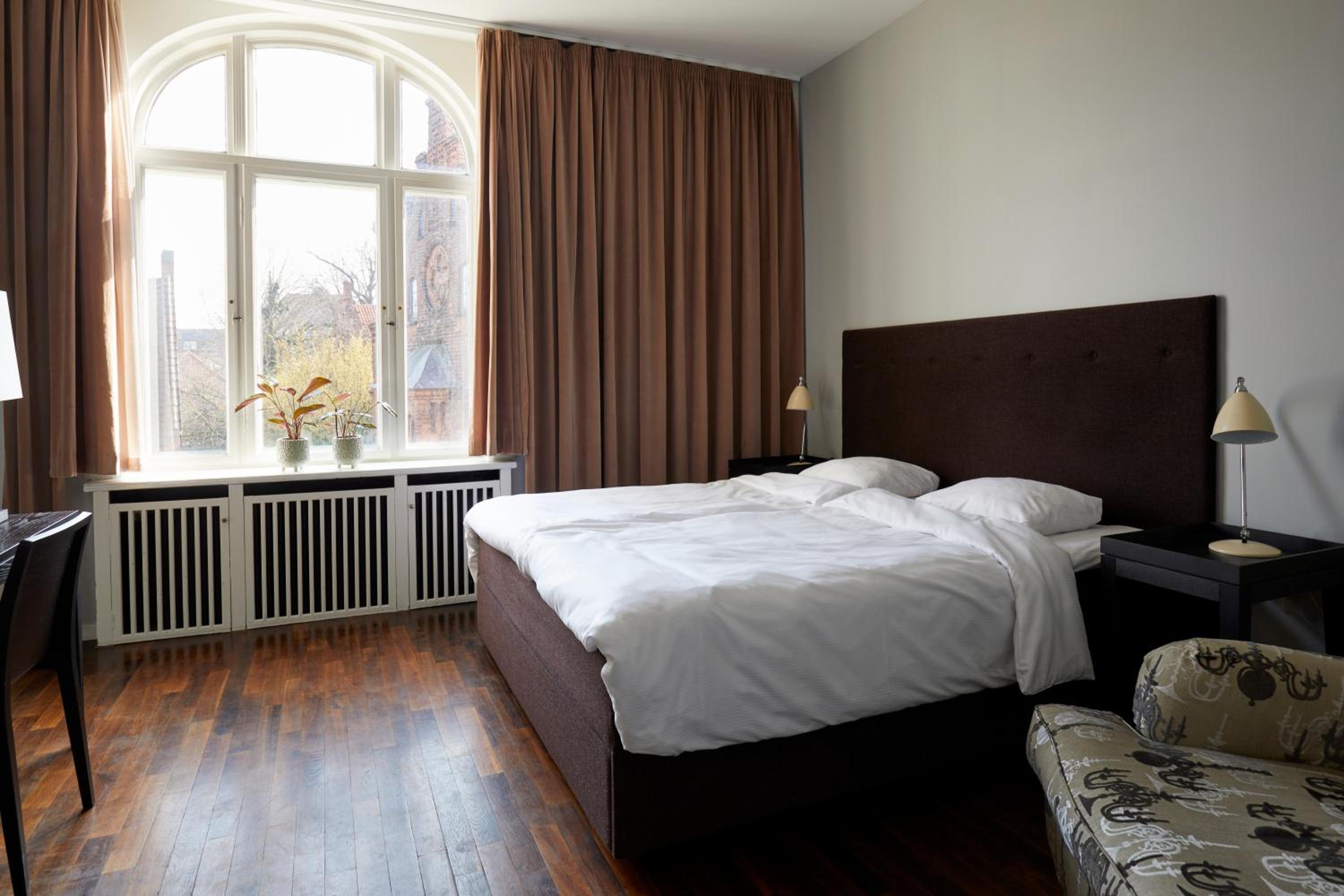 Standard Double Room - Photo 5