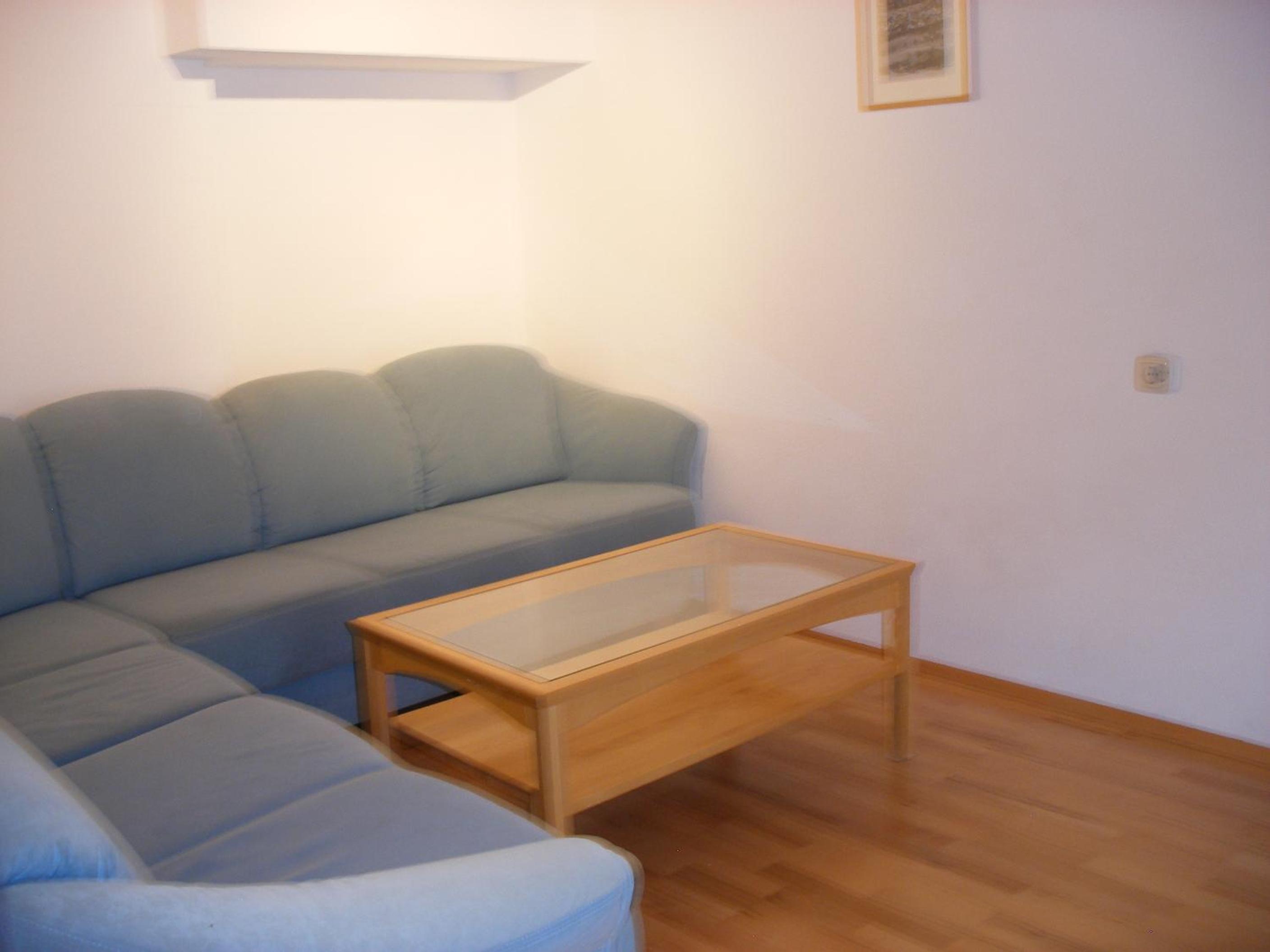 Apartment (6 Adults)