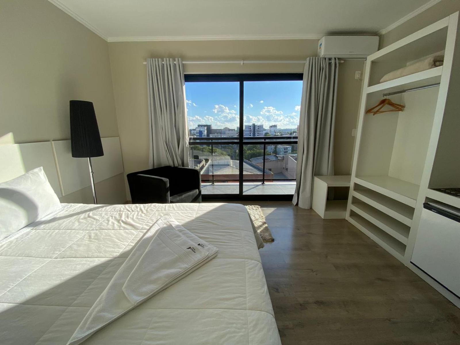 Apartment with Balcony photo 2