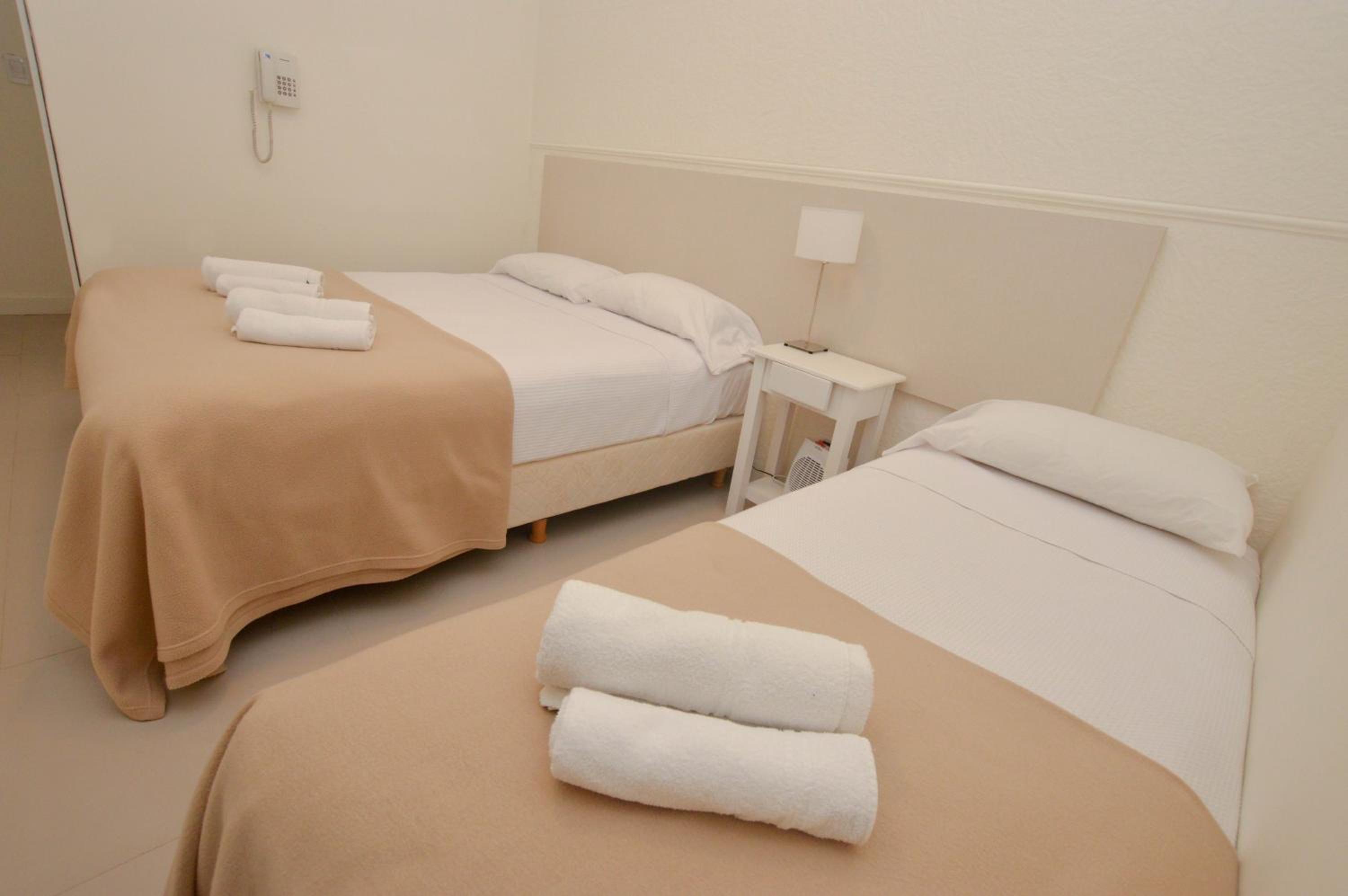 Economy Triple Room