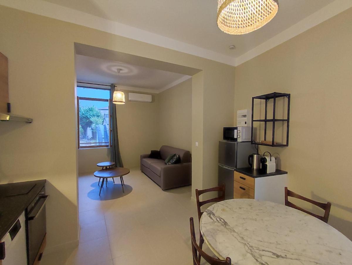 Apartment - Ground Floor photo 2