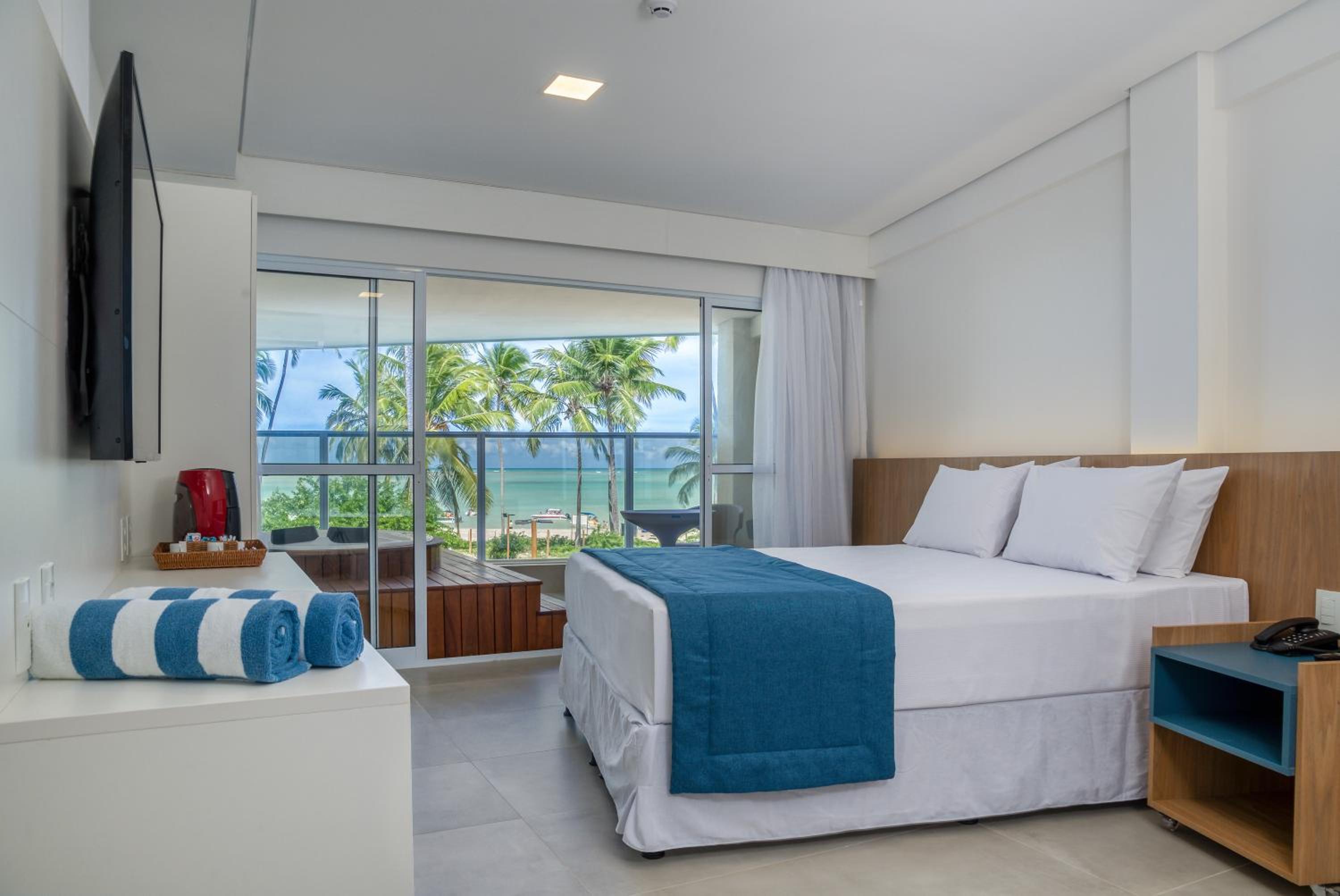 Suite Excellence Dbl first floor with bathtub on the balcony photo 2