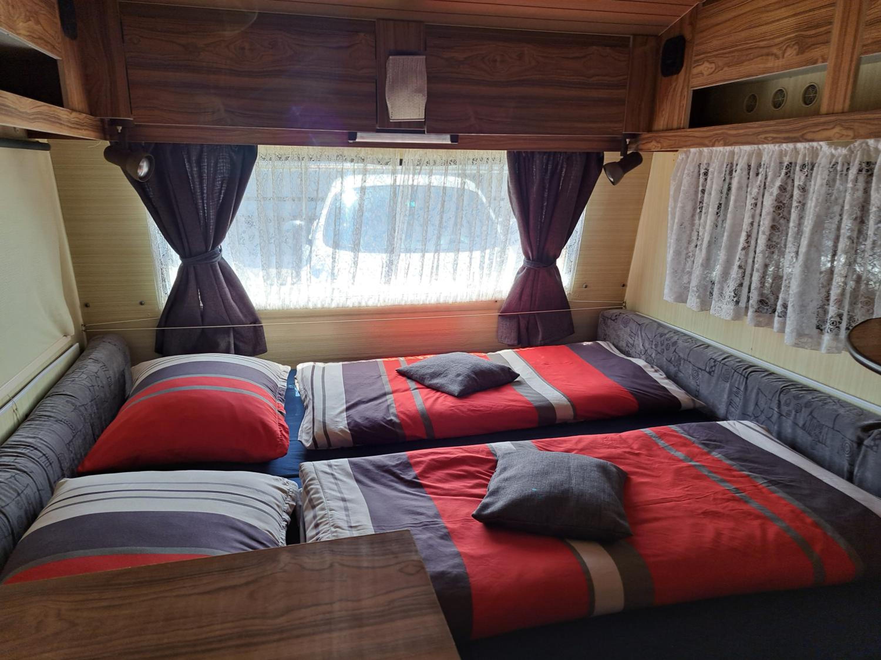 Double or Twin Room with Mountain View - Photo 1