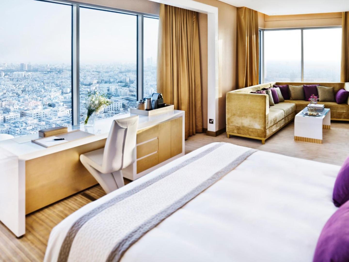 Executive Suite photo 2